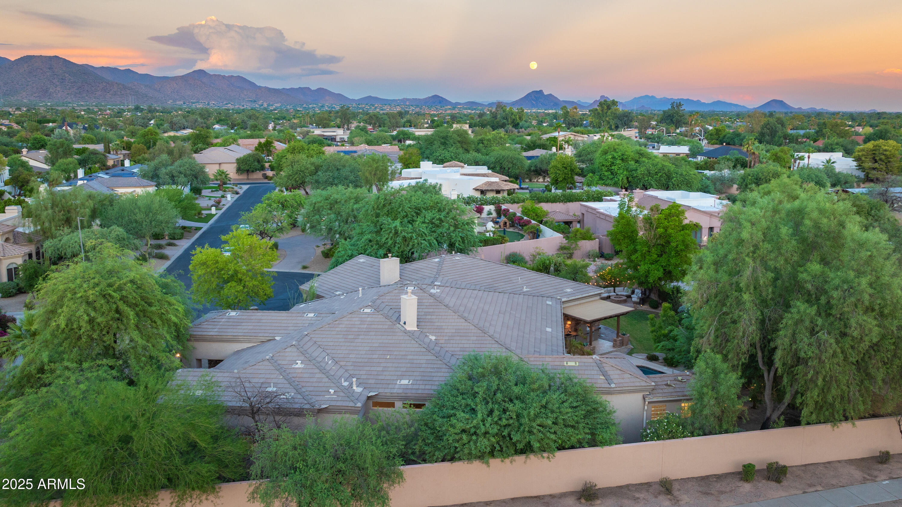 9417 E CHARTER OAK Drive