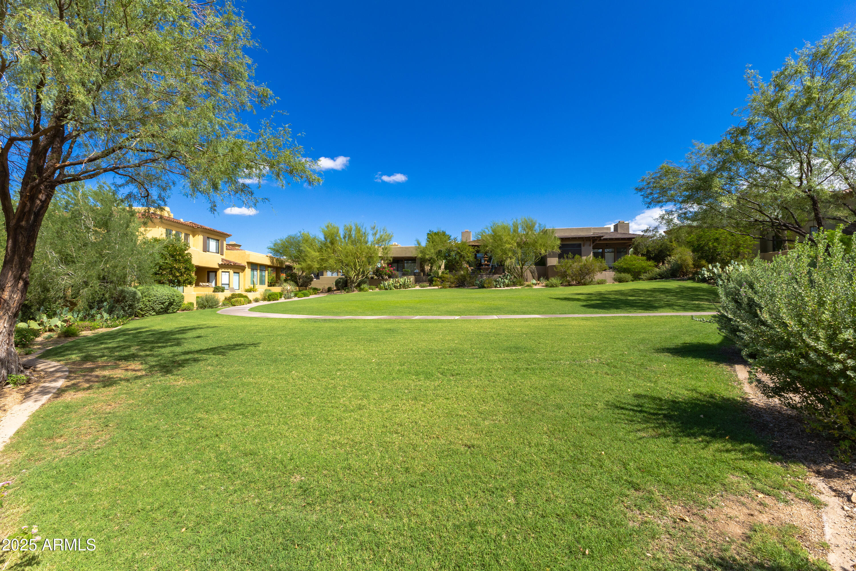 9270 E THOMPSON PEAK Parkway, 327