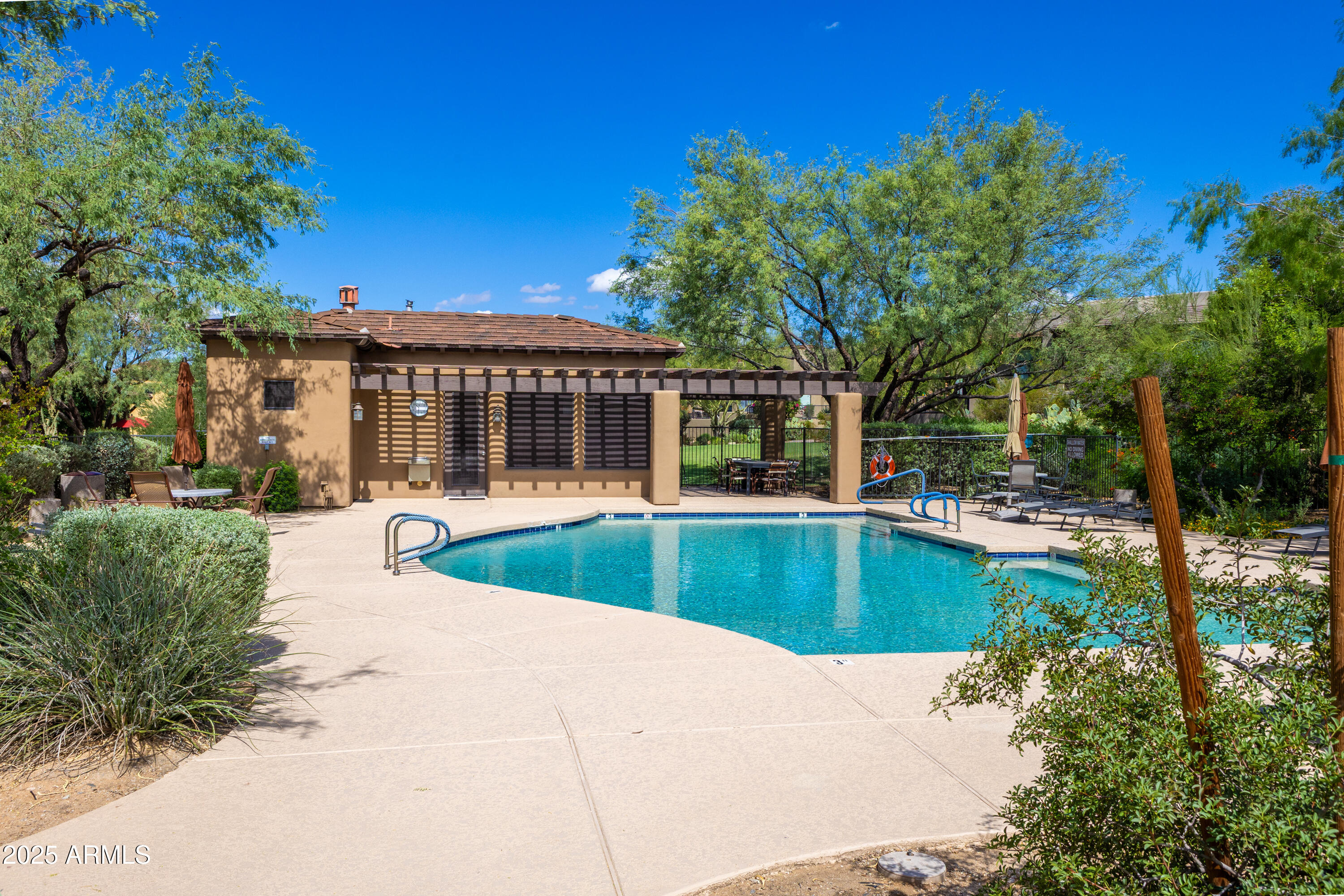 9270 E THOMPSON PEAK Parkway, 327