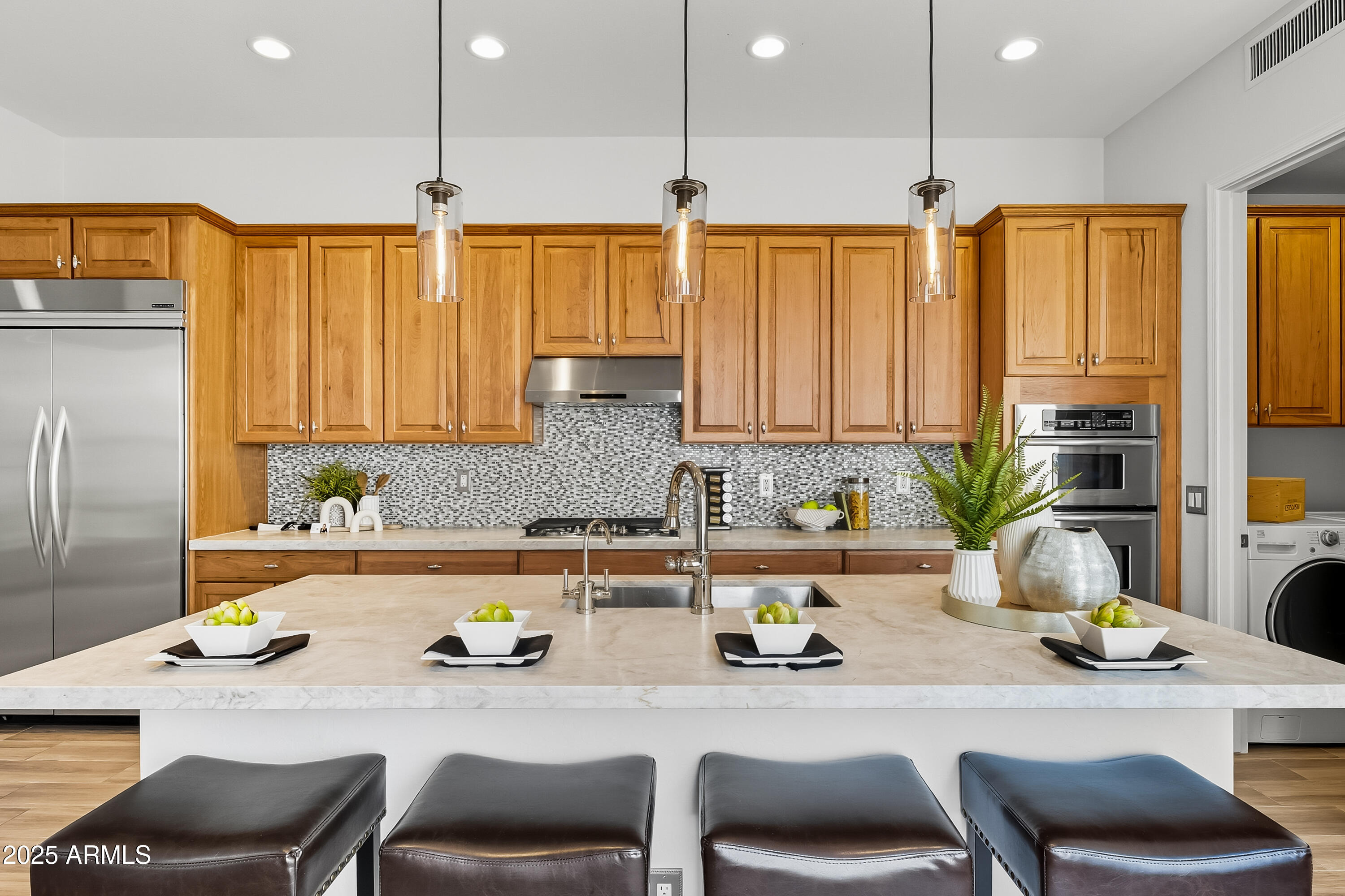 9270 E THOMPSON PEAK Parkway, 327