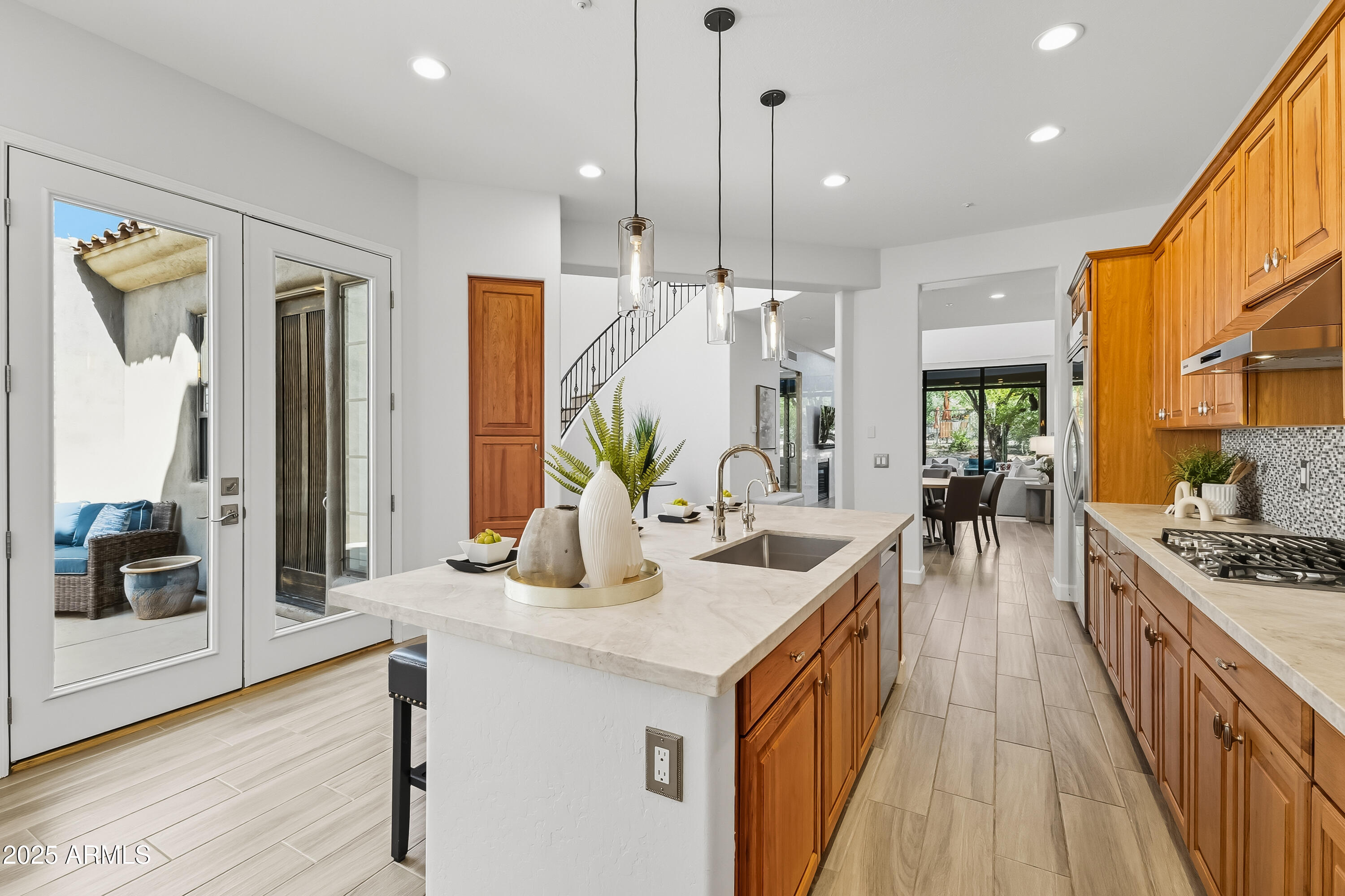 9270 E THOMPSON PEAK Parkway, 327