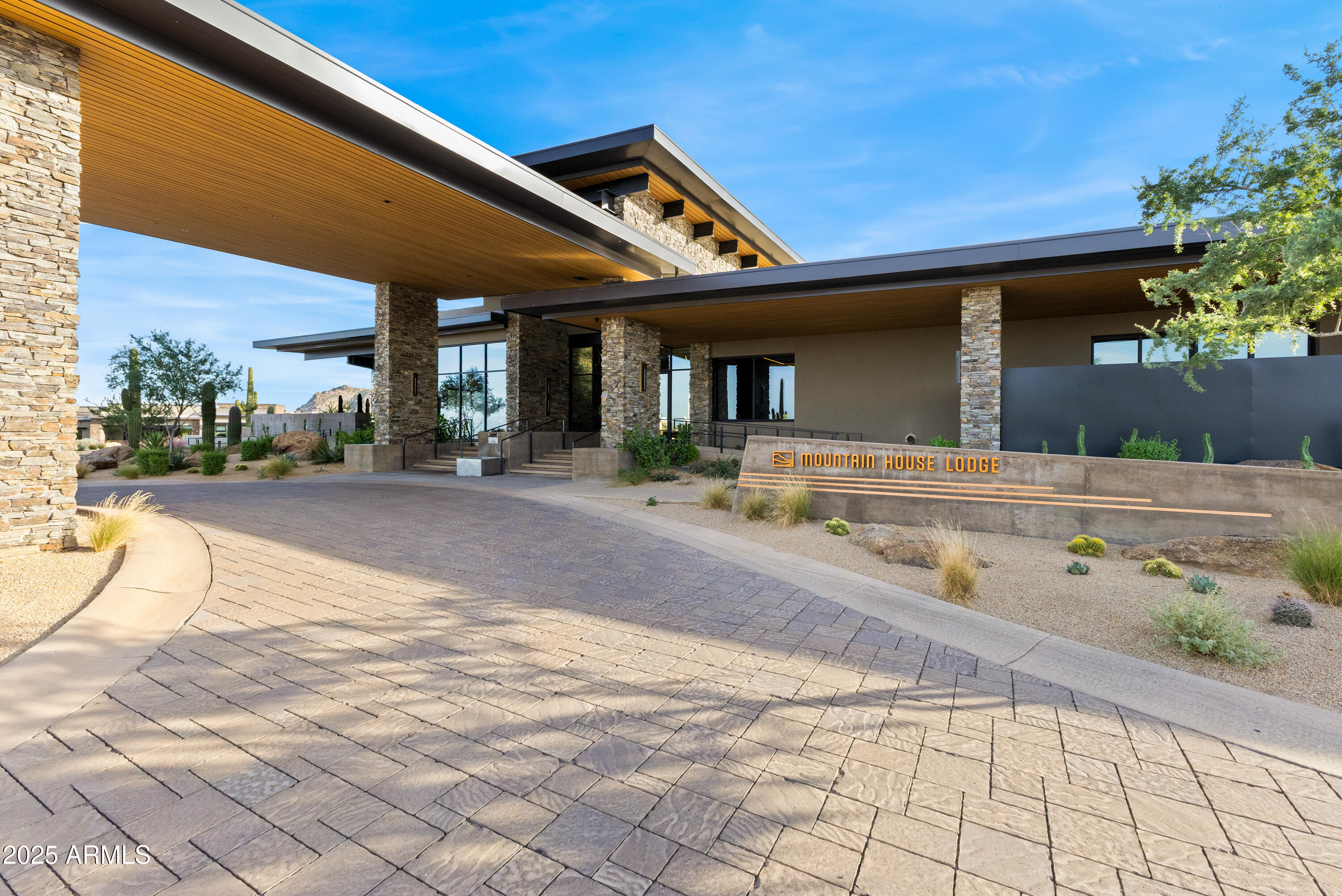 12311 E BLACK ROCK Road