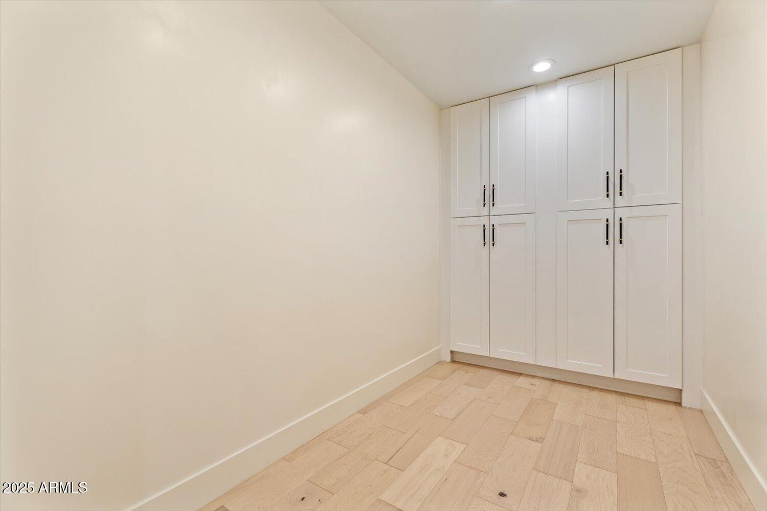 8525 E VIA DE LOS LIBROS