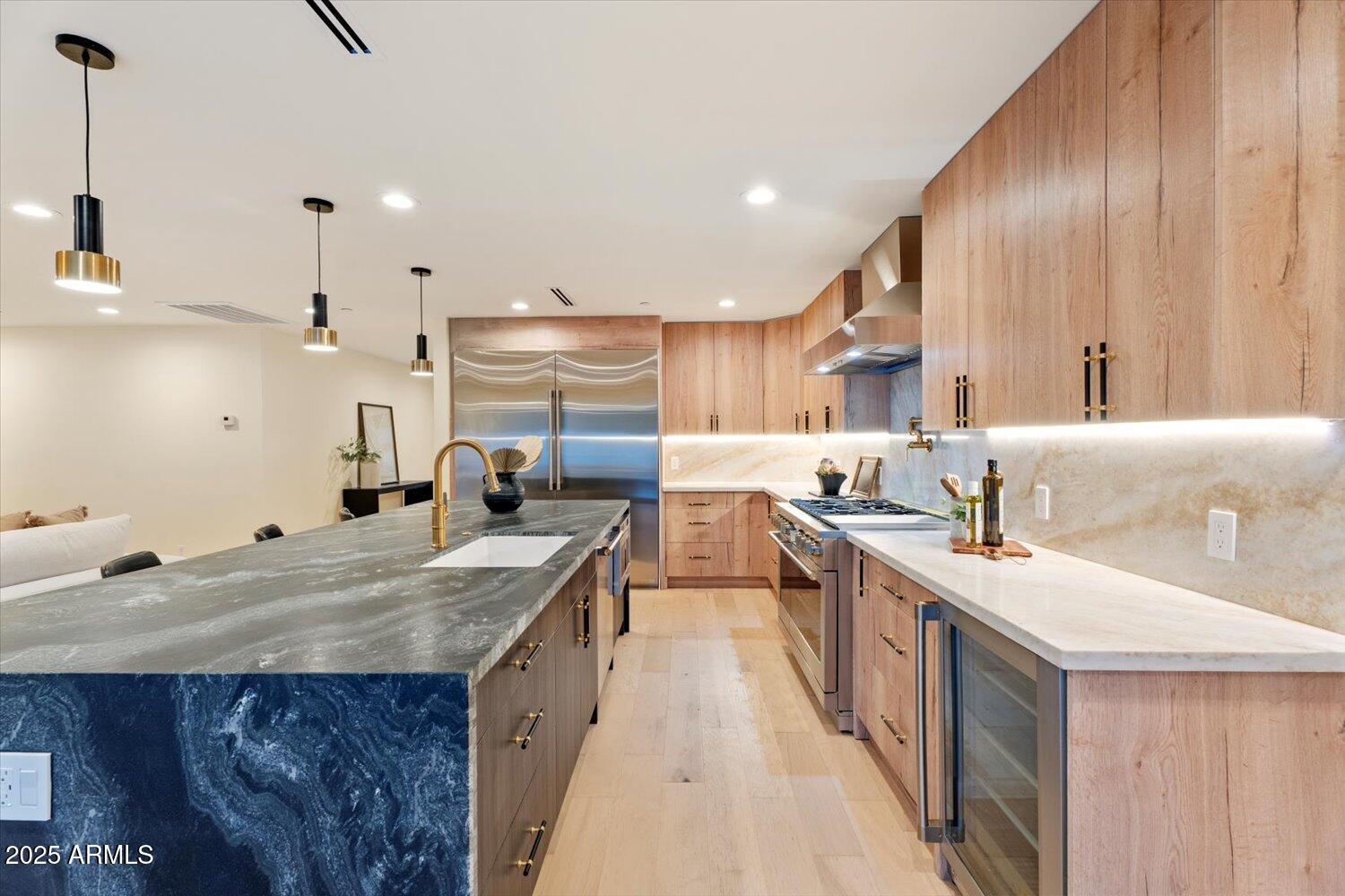 8525 E VIA DE LOS LIBROS