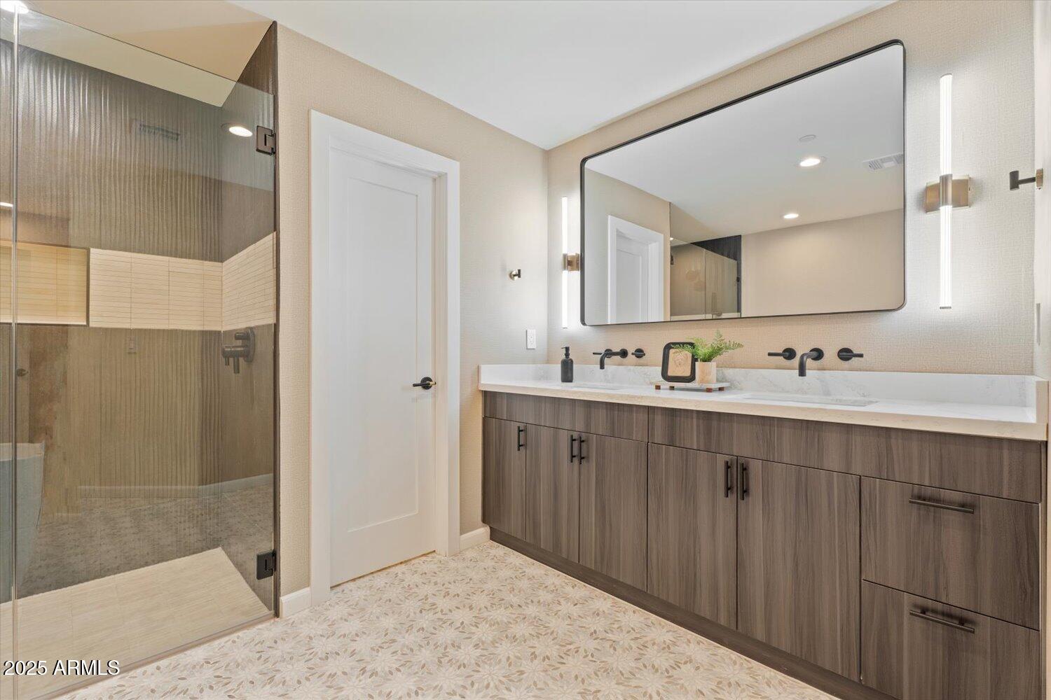 8525 E VIA DE LOS LIBROS