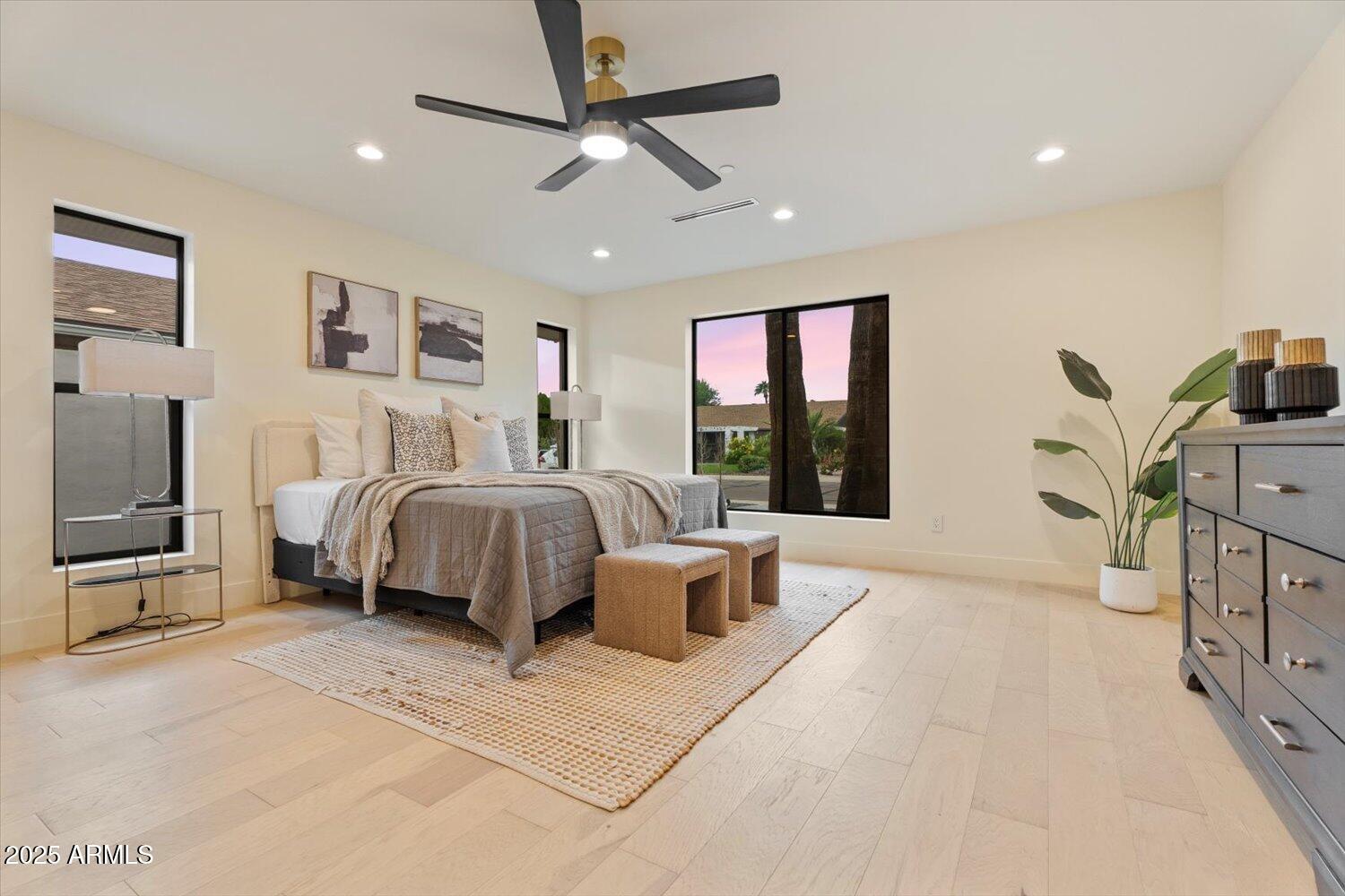 8525 E VIA DE LOS LIBROS