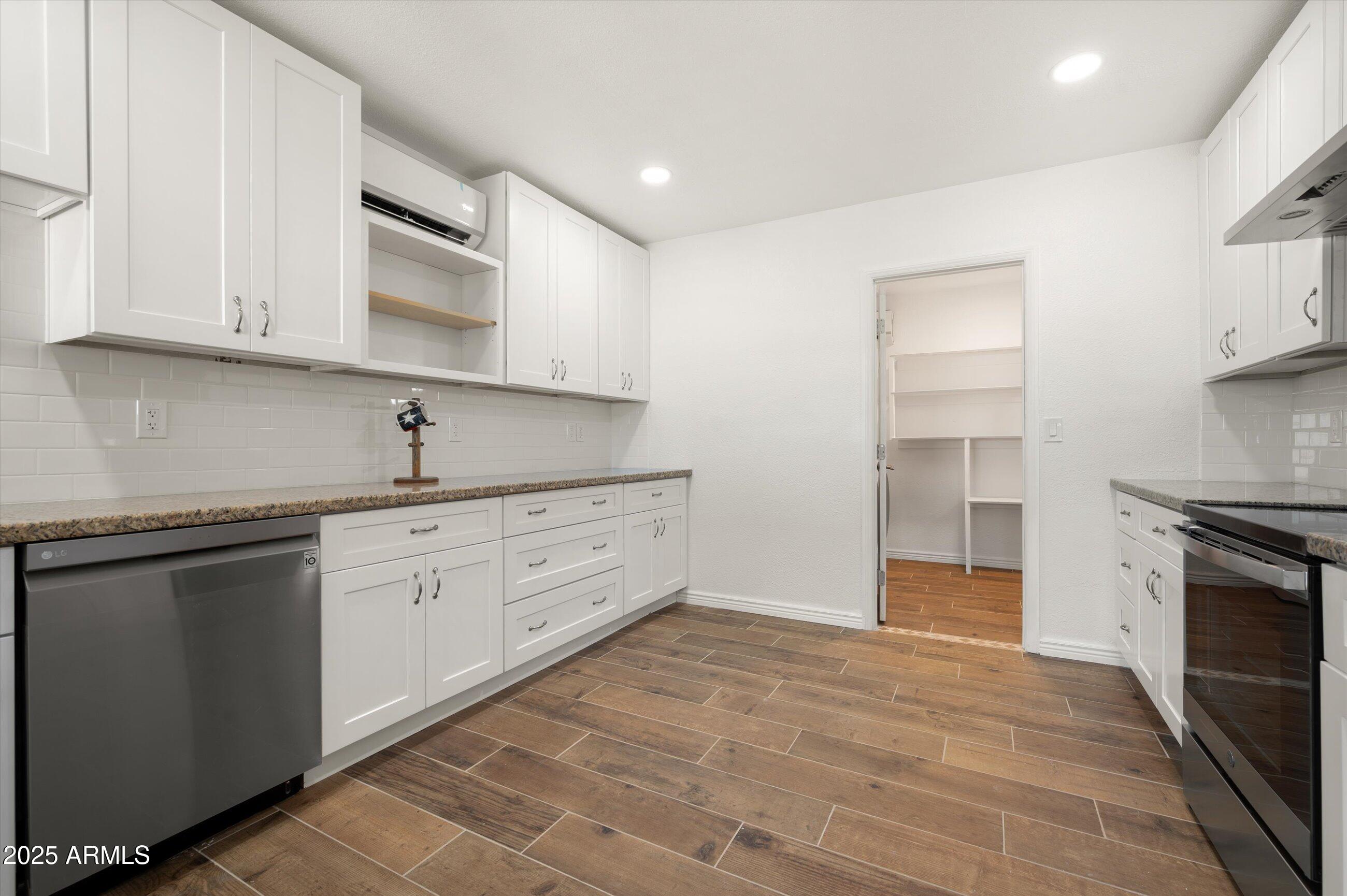 17149 E EL PUEBLO Boulevard