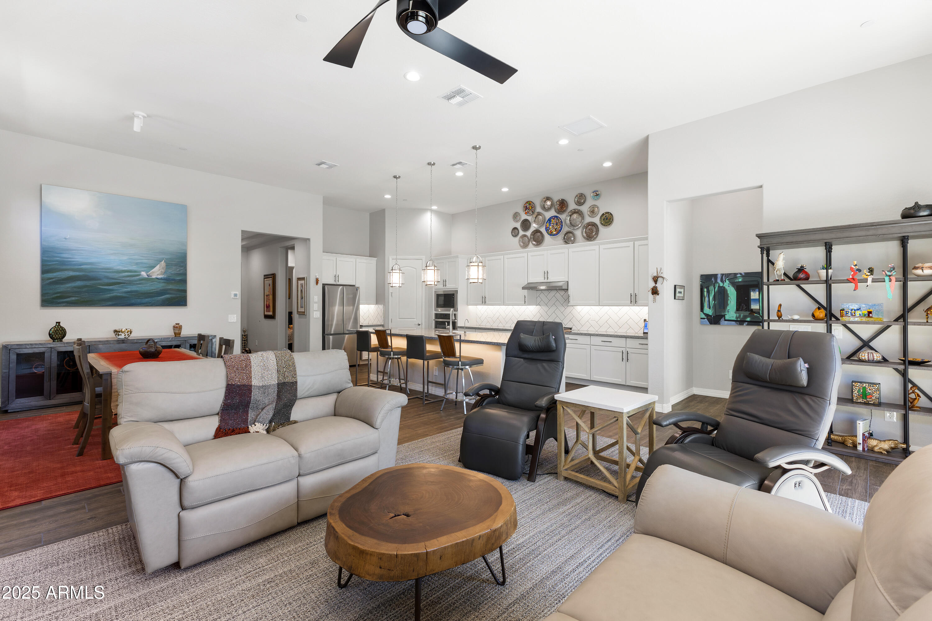 7463 E CASITAS DEL RIO Drive