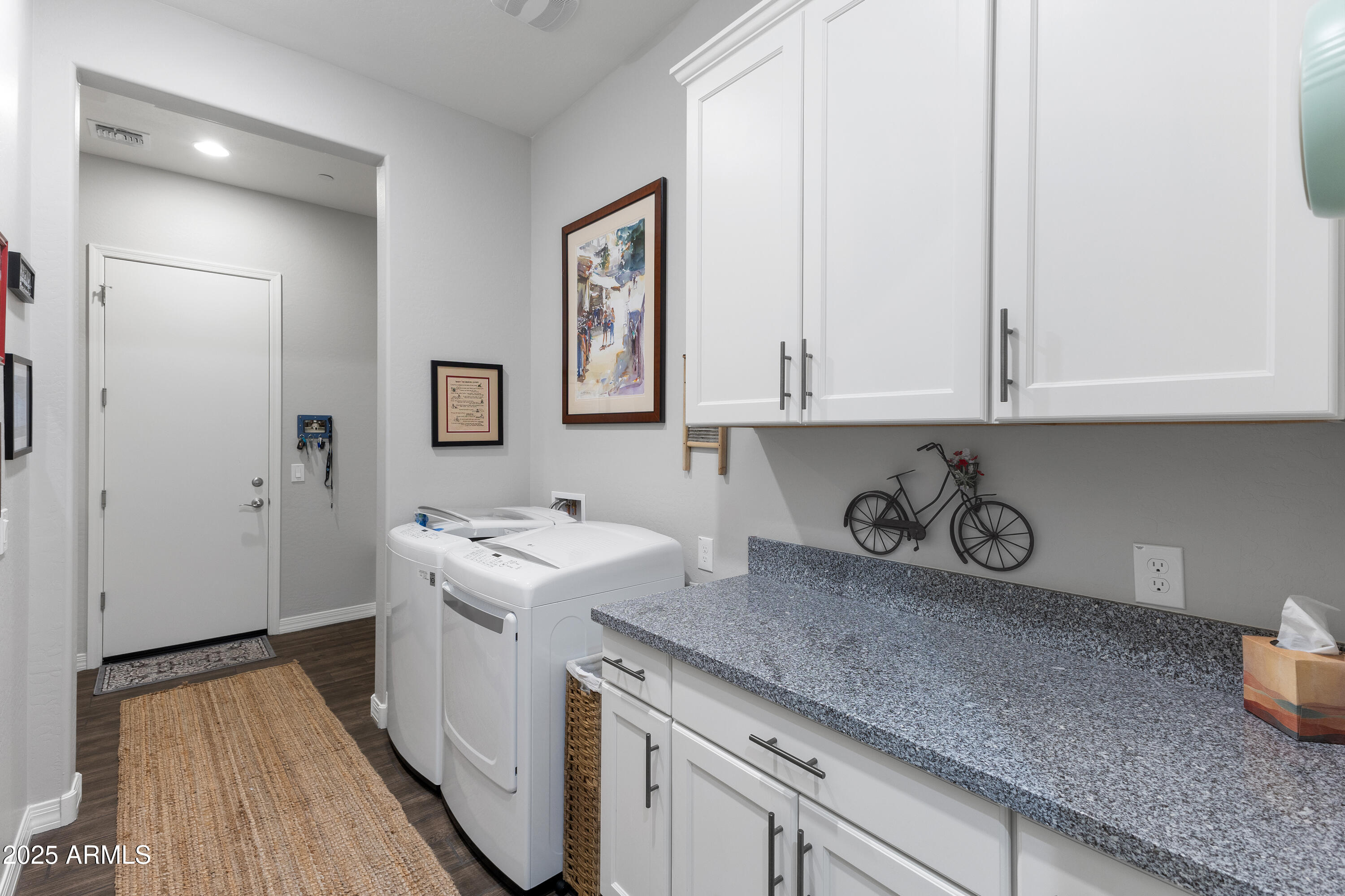 7463 E CASITAS DEL RIO Drive