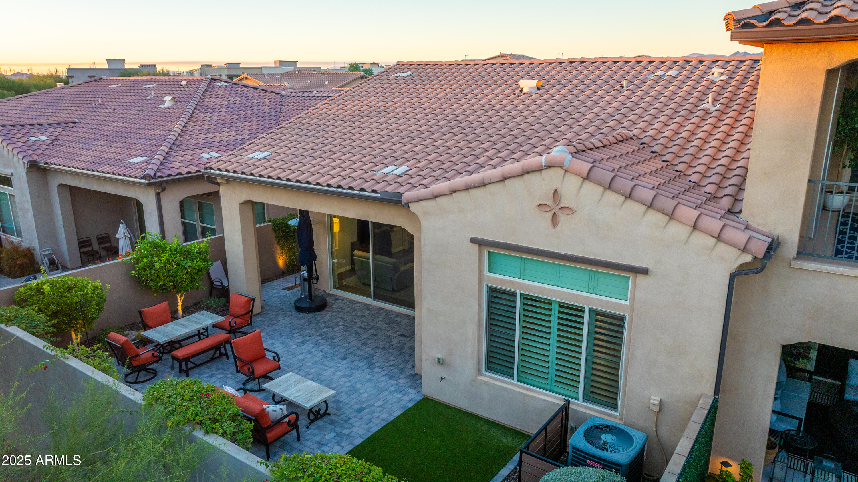 7463 E CASITAS DEL RIO Drive