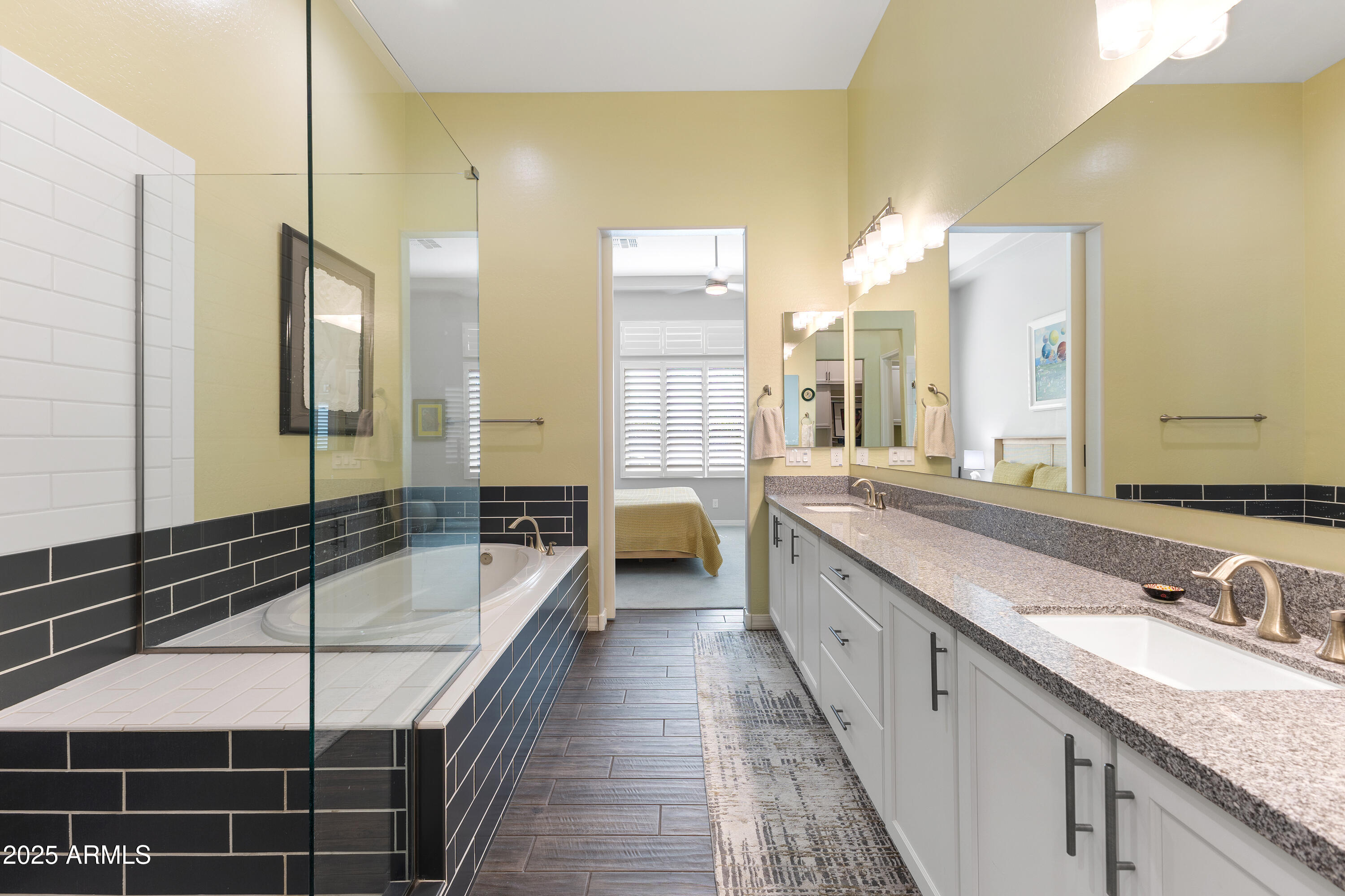 7463 E CASITAS DEL RIO Drive