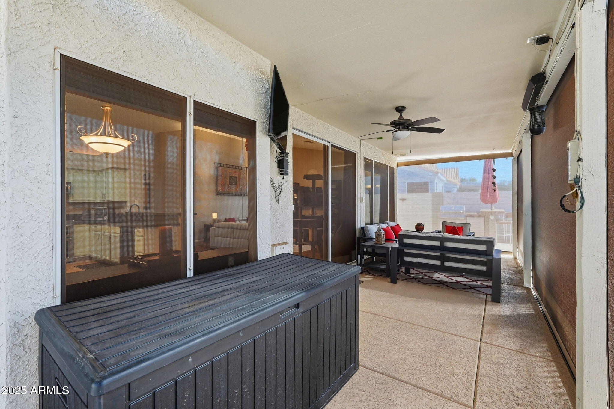 7137 E LAGUNA AZUL Avenue