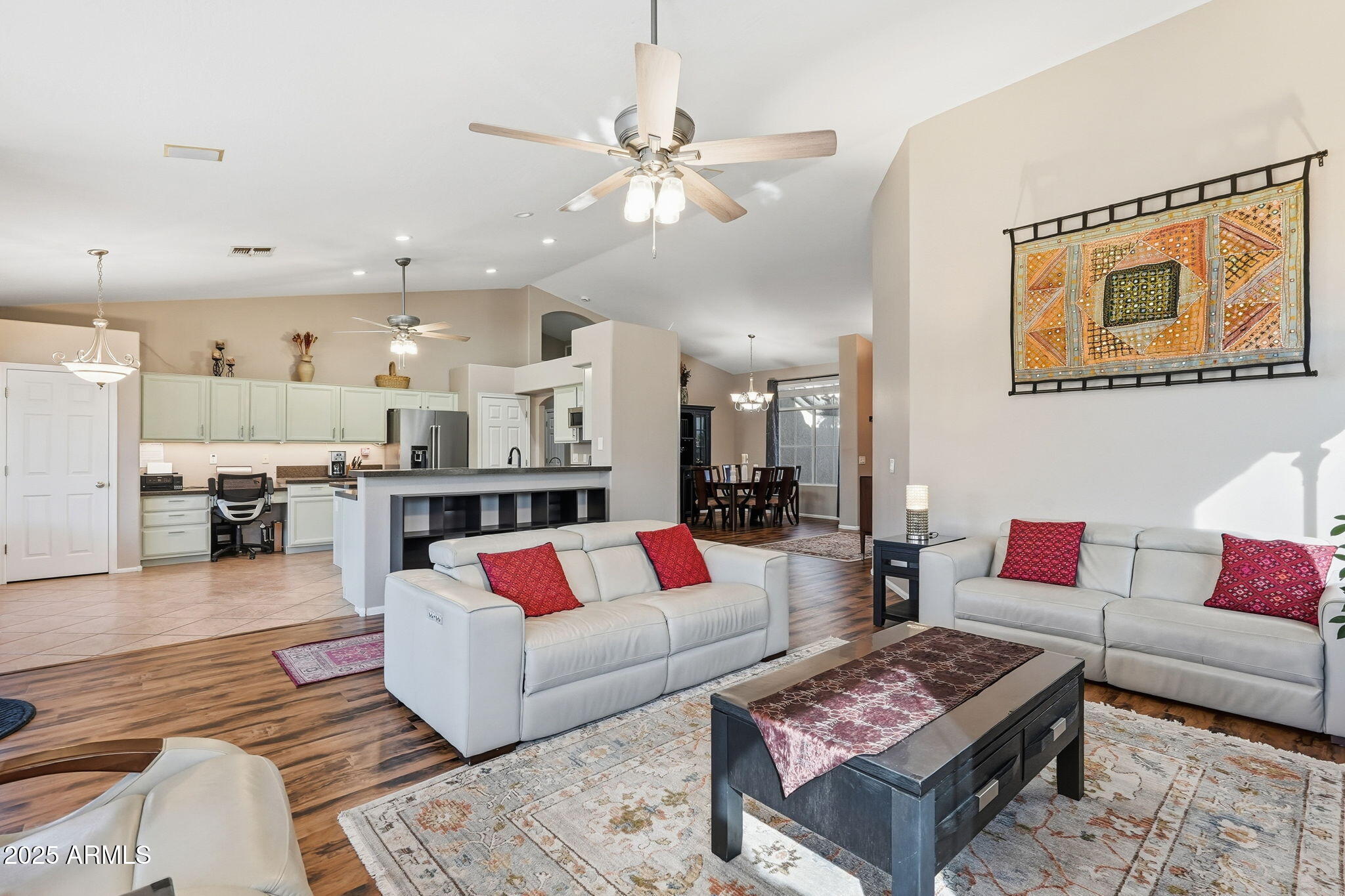 7137 E LAGUNA AZUL Avenue
