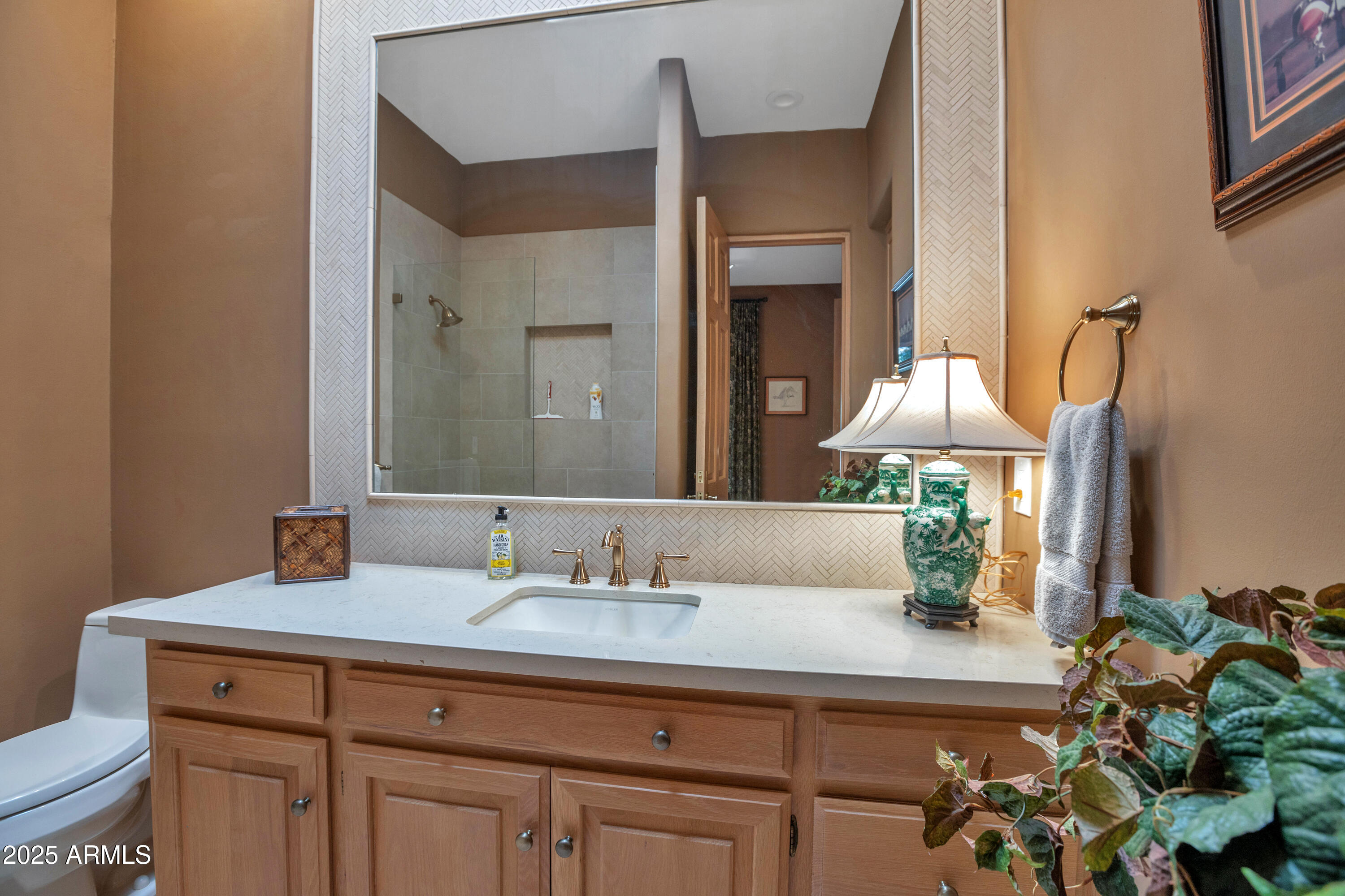 10040 E HAPPY VALLEY Road 441