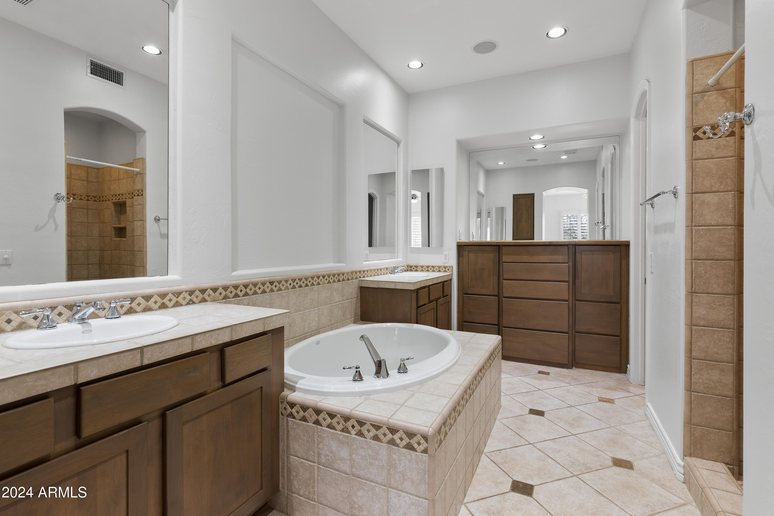 8883 E Mountain Spring Road