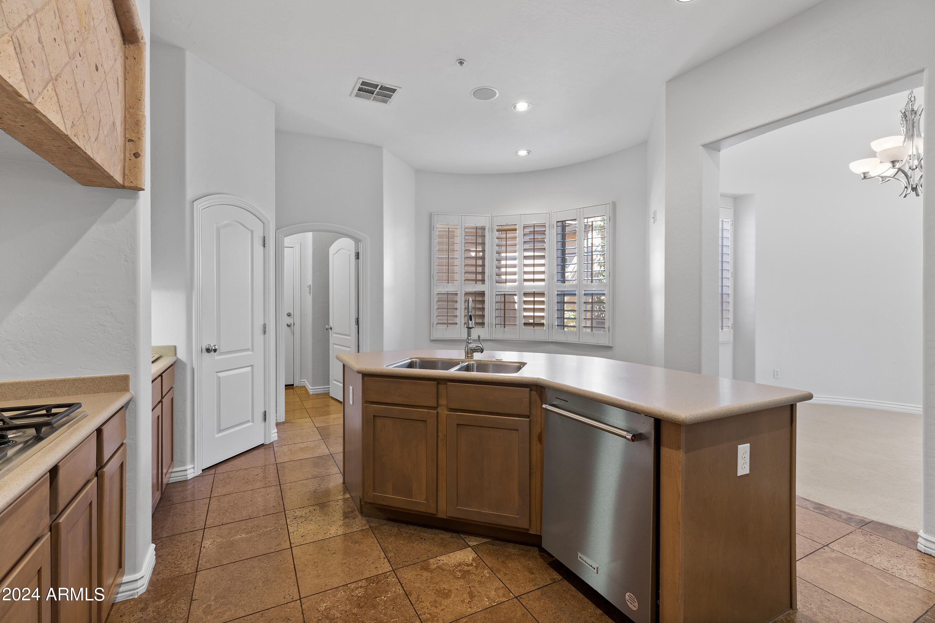 8883 E Mountain Spring Road