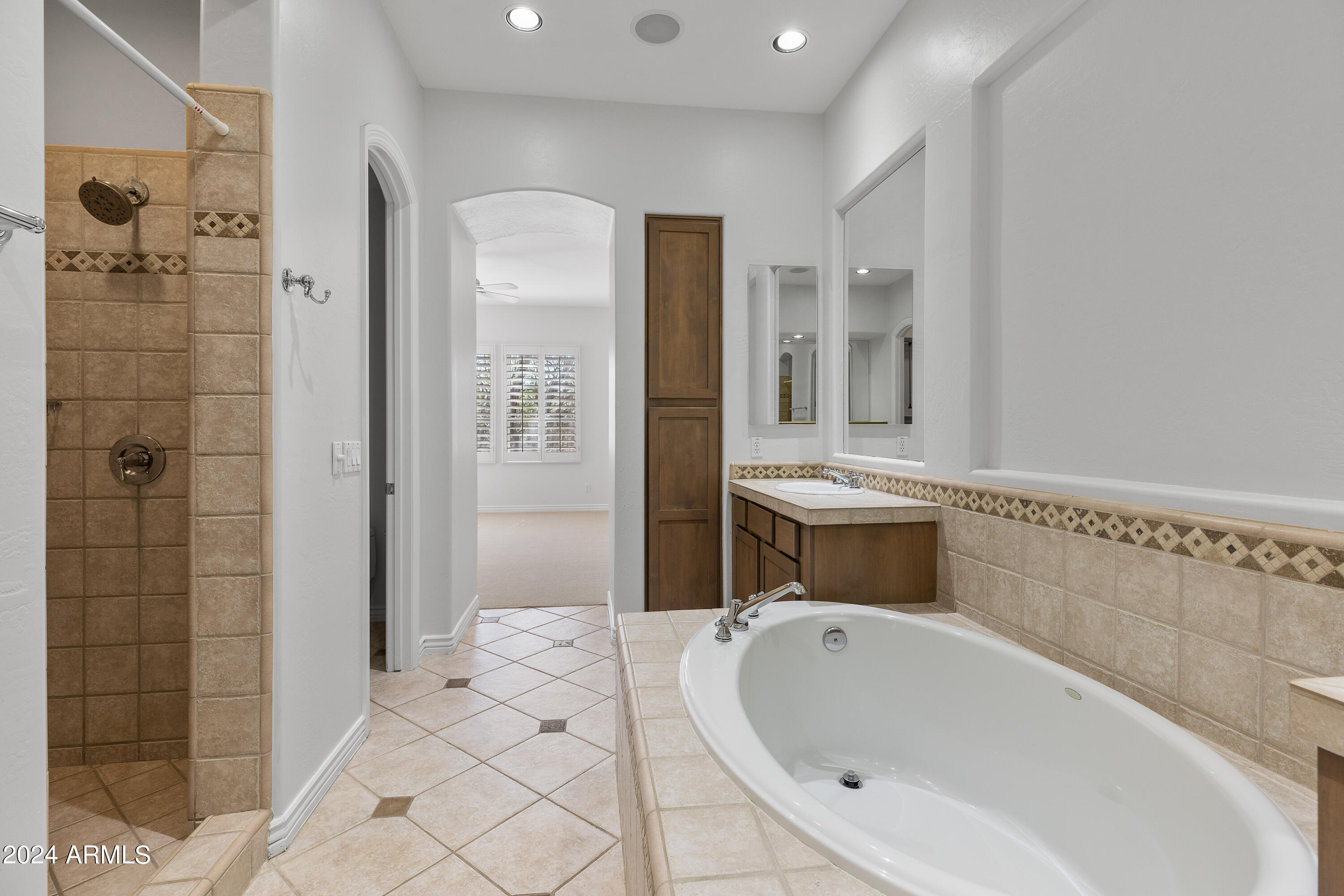 8883 E Mountain Spring Road