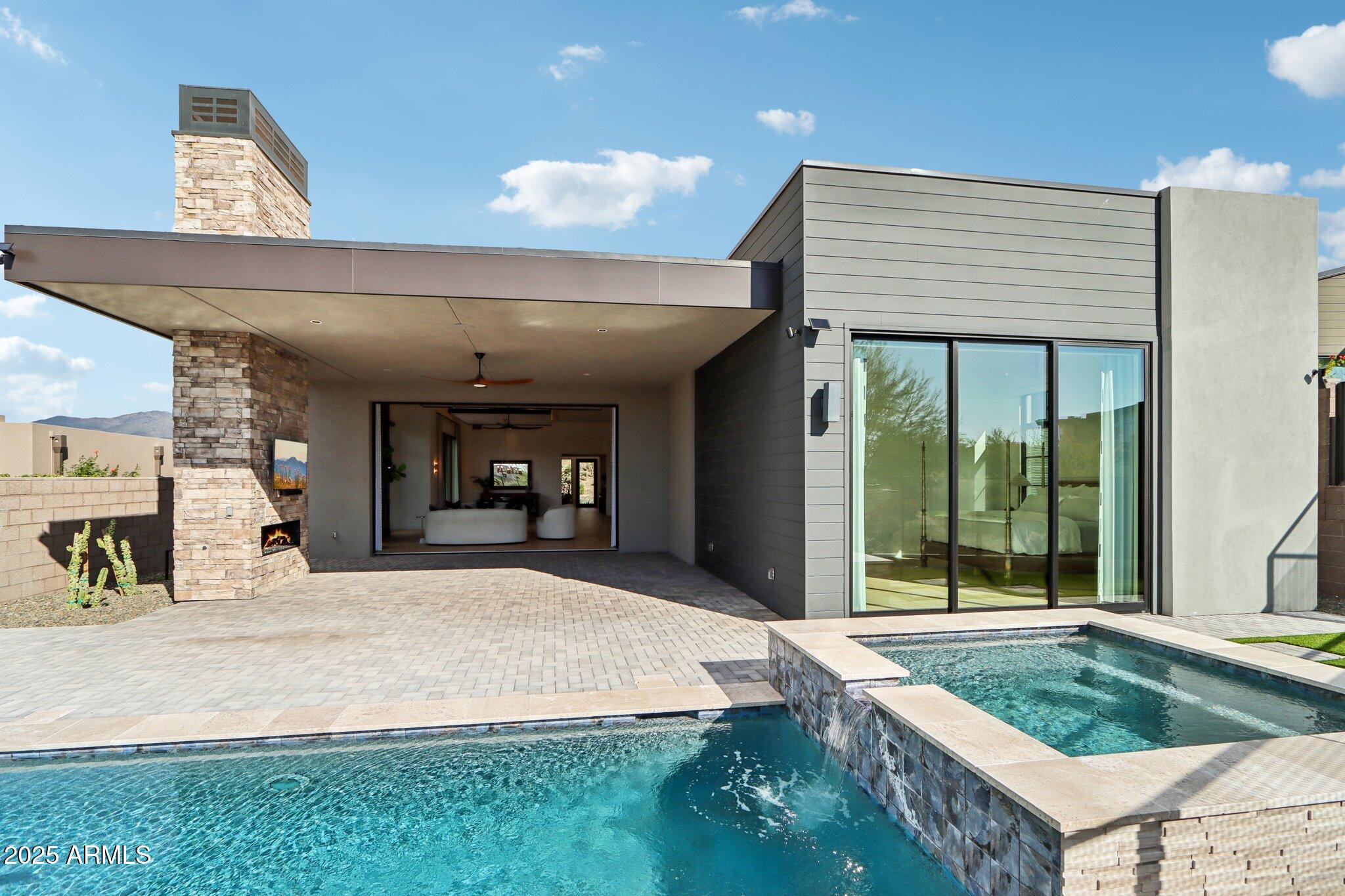 37200 N CAVE CREEK Road 1037