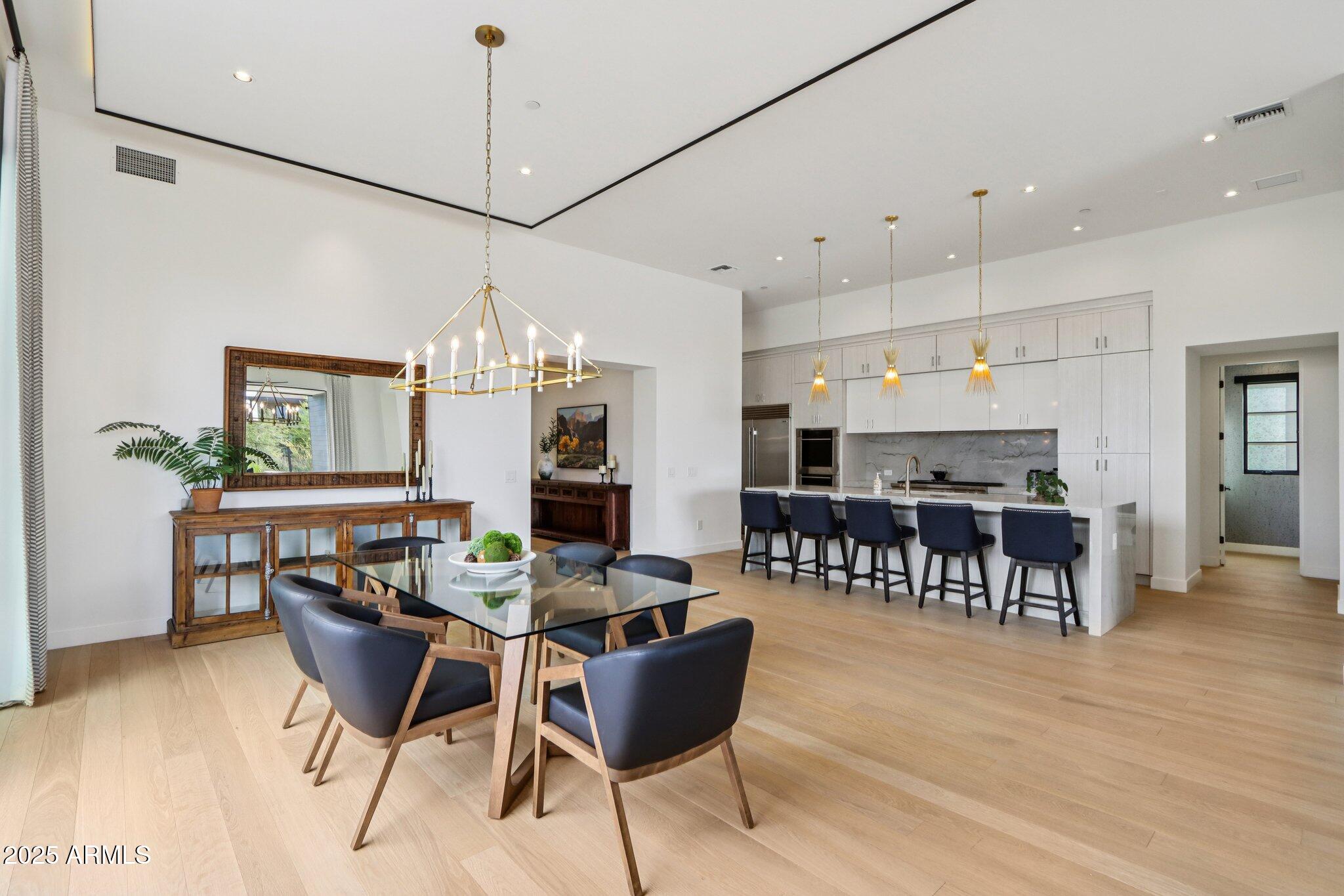 37200 N CAVE CREEK Road 1037