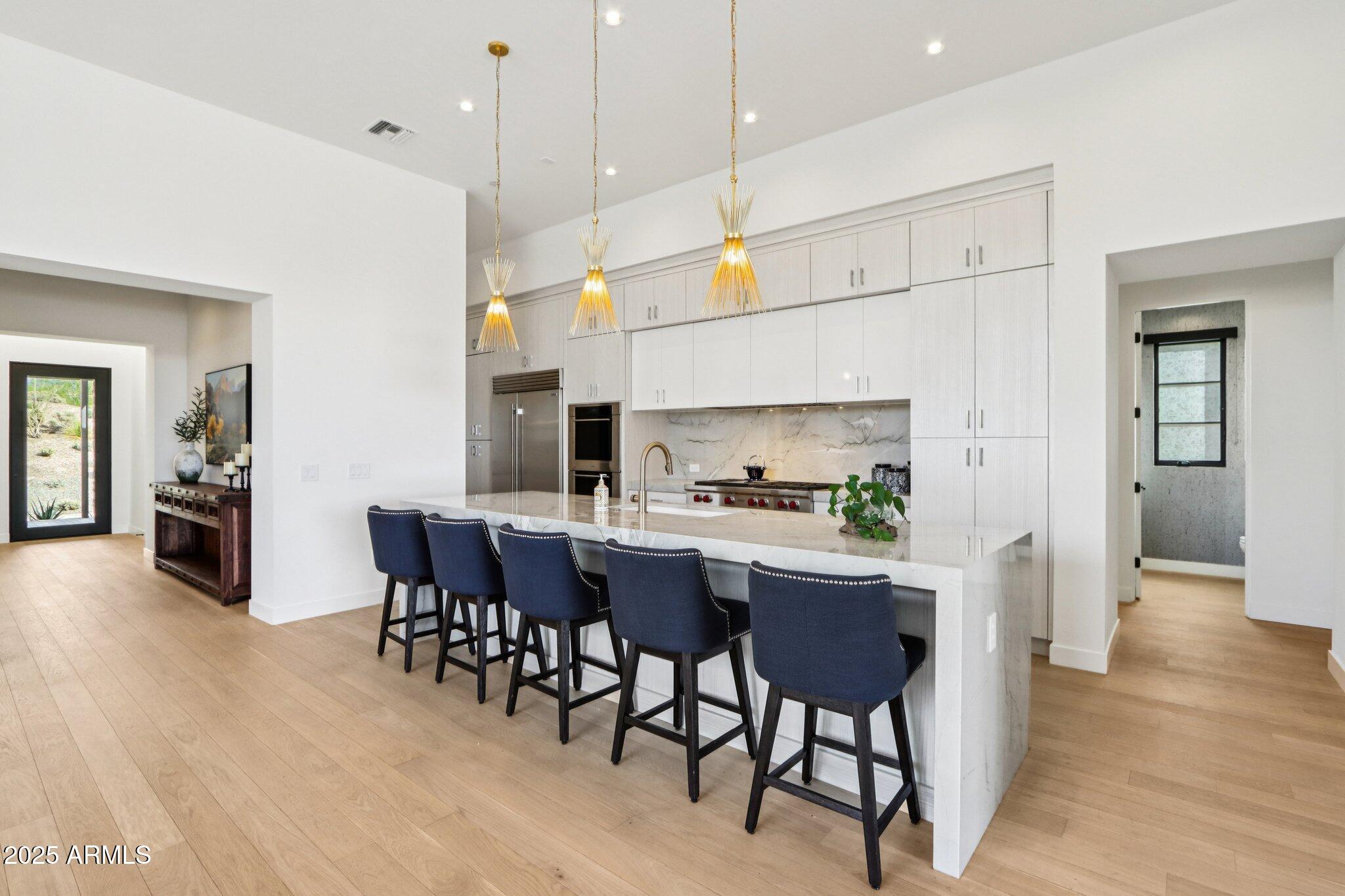 37200 N CAVE CREEK Road 1037