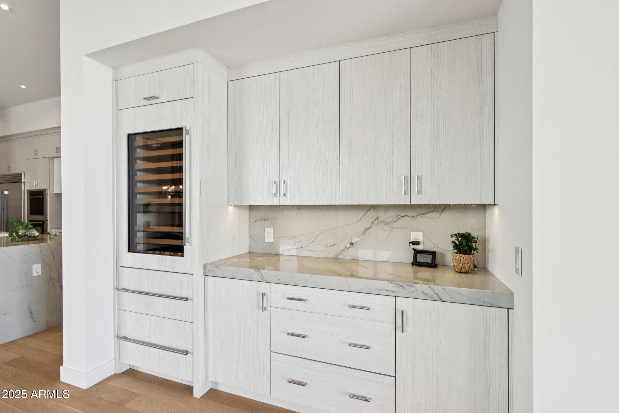 37200 N CAVE CREEK Road 1037