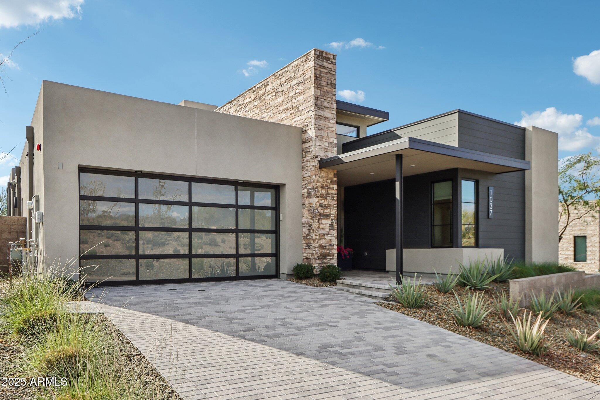 37200 N CAVE CREEK Road 1037