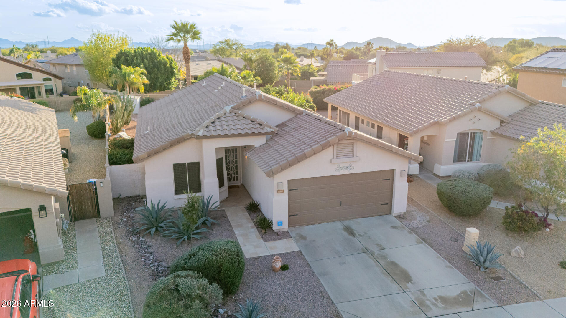 4309 E TETHER Trail