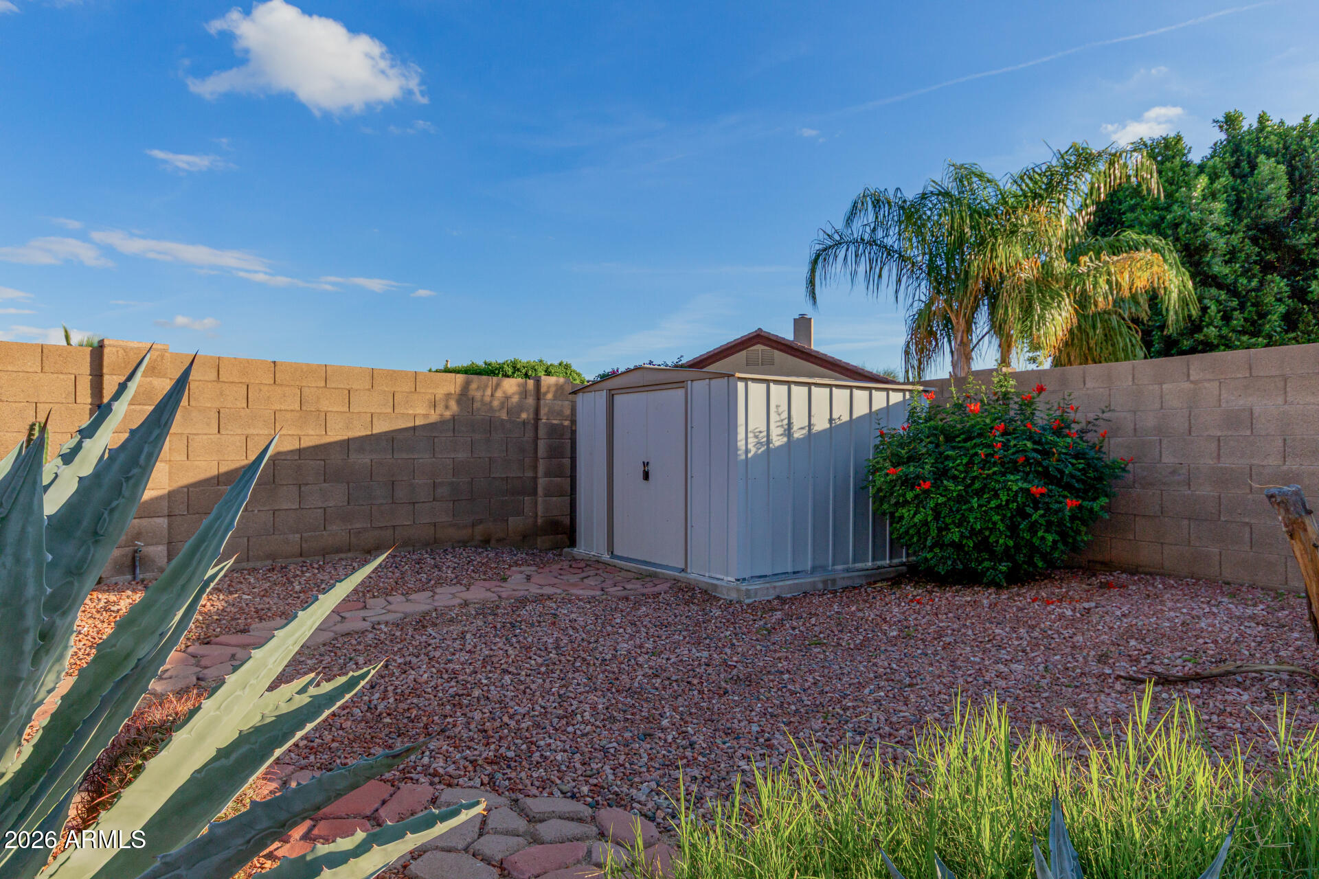 4309 E TETHER Trail