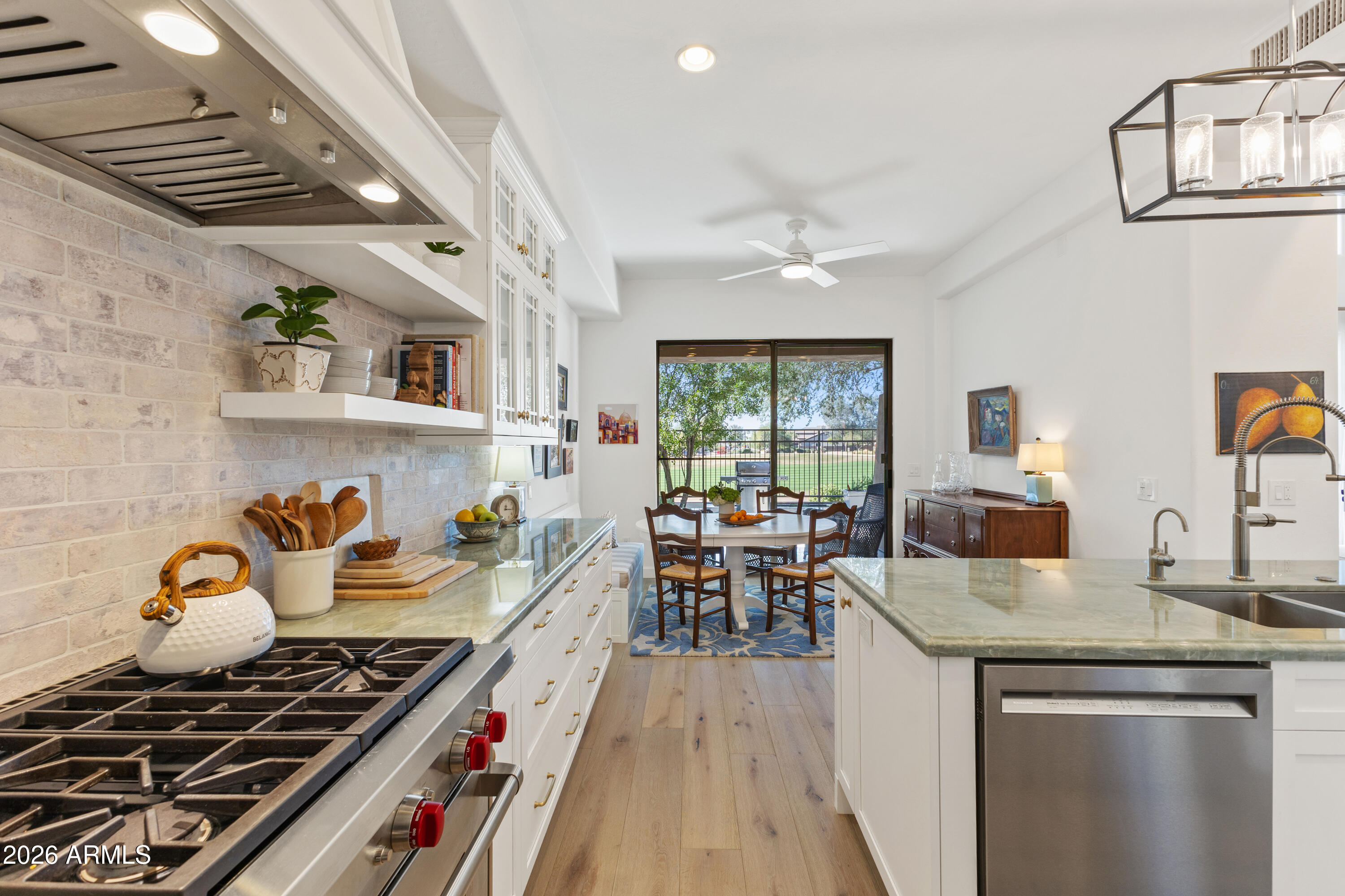 15240 N CLUBGATE Drive 141