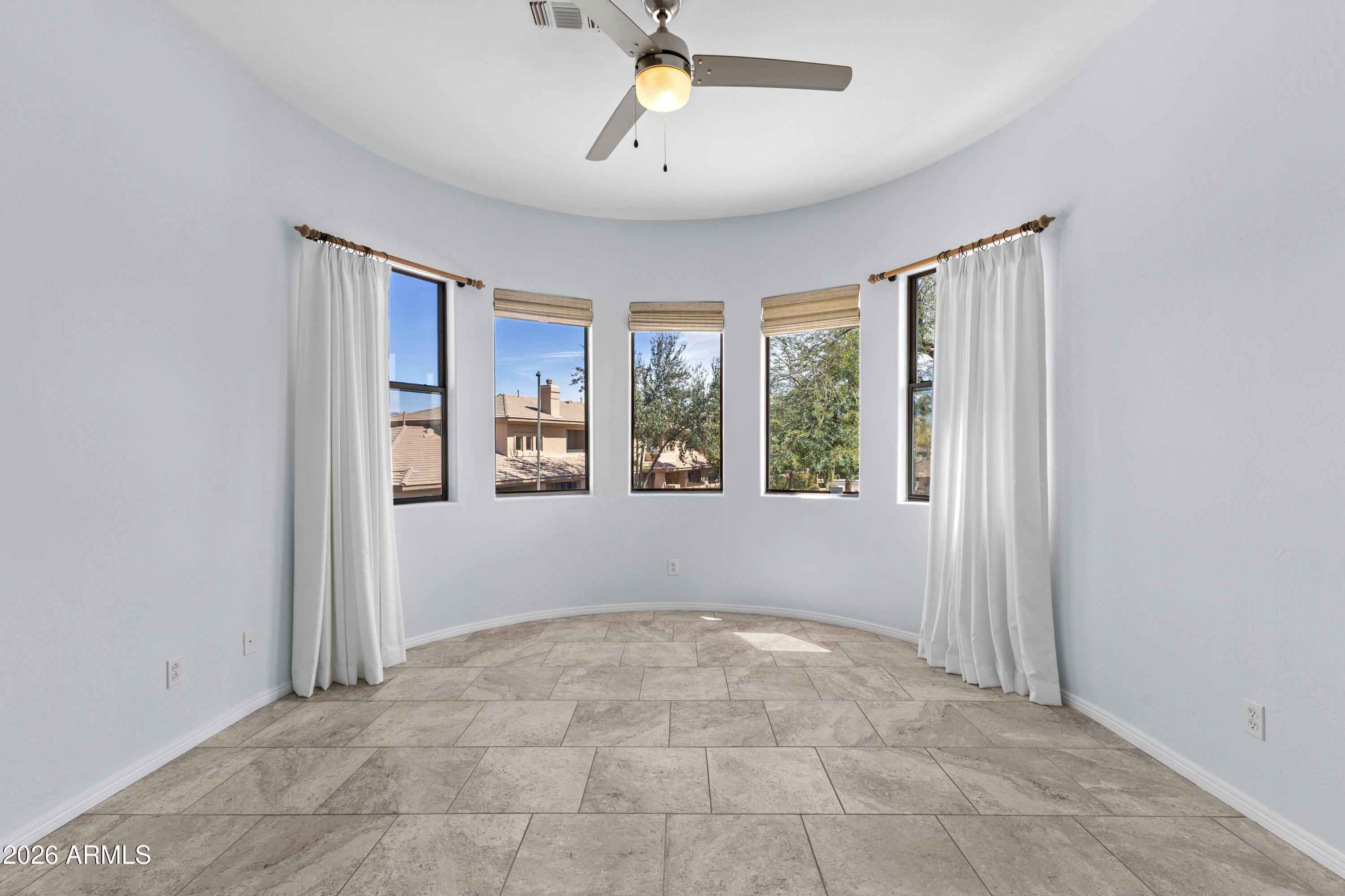 15240 N CLUBGATE Drive 141