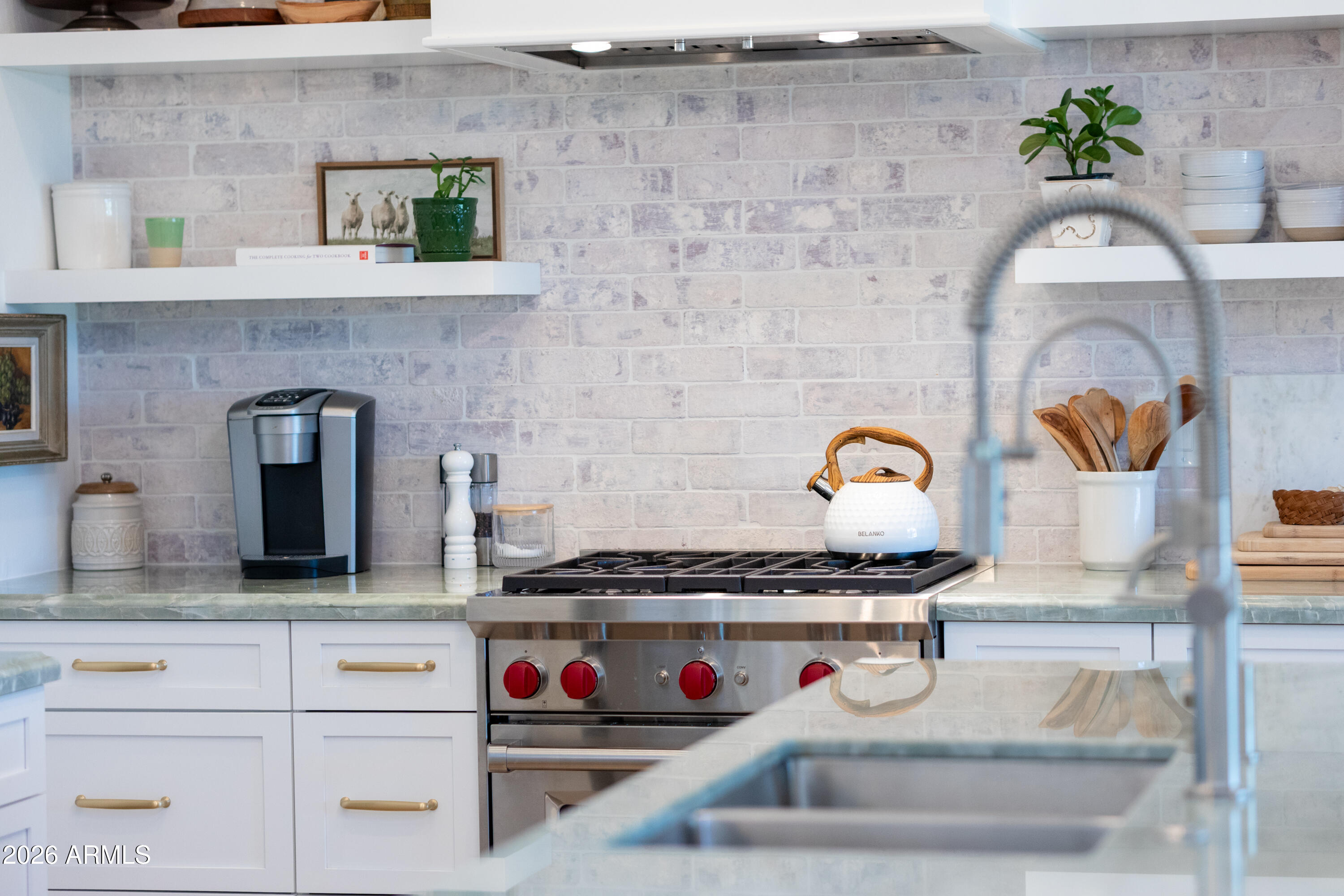 15240 N CLUBGATE Drive 141