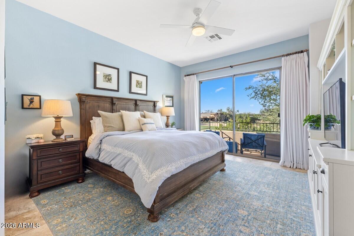 15240 N CLUBGATE Drive 141