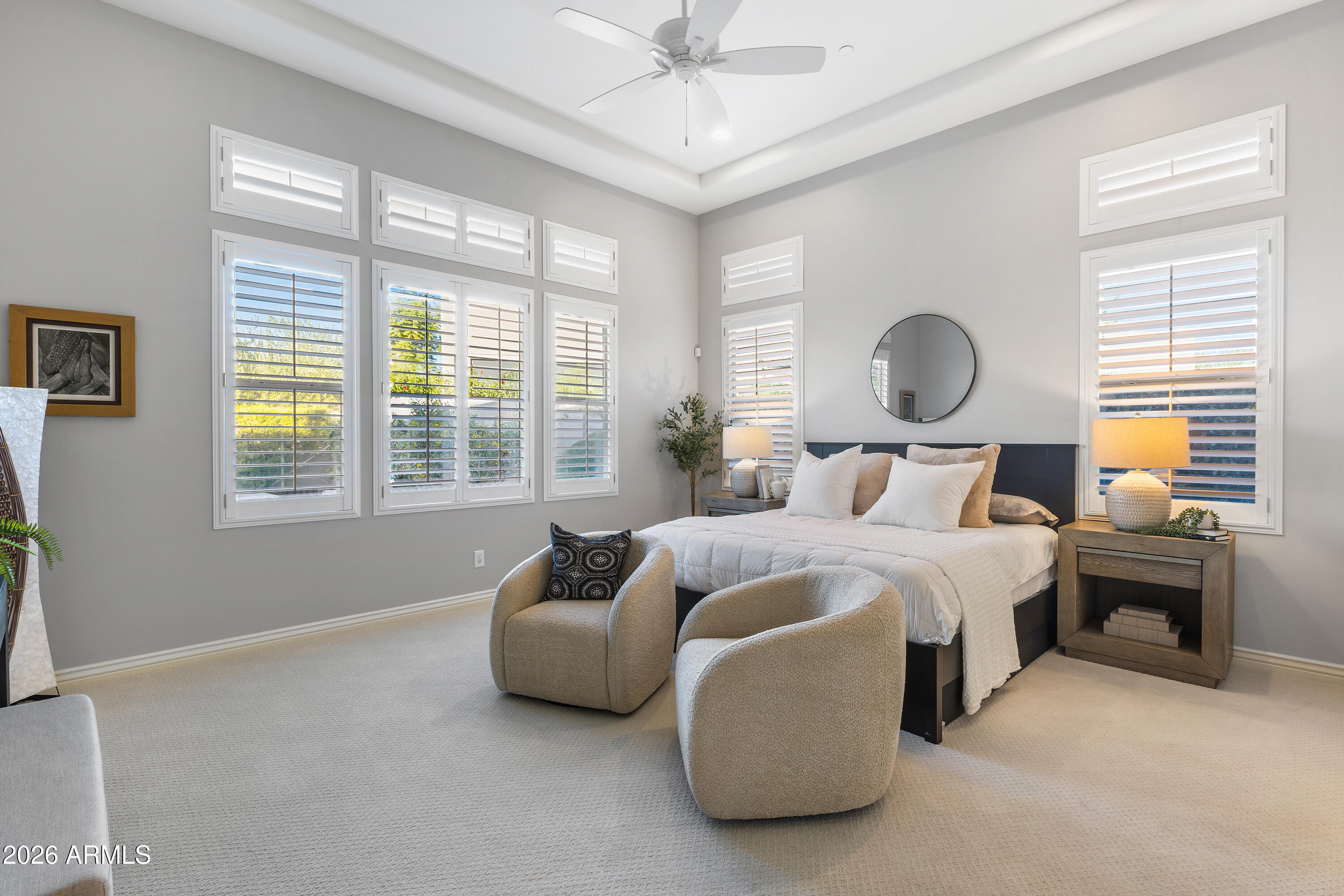 7238 E THORNTREE Drive