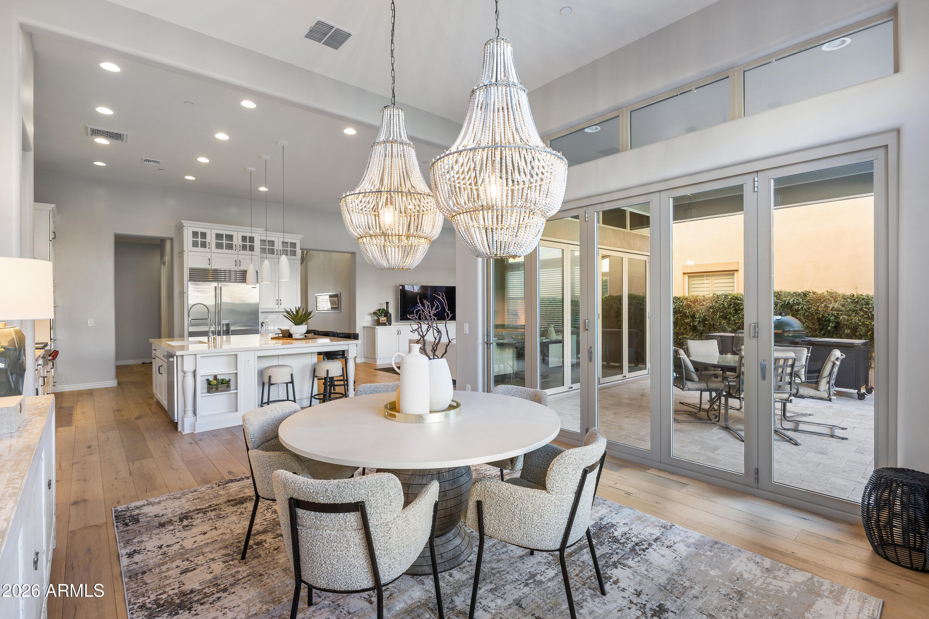 7238 E THORNTREE Drive