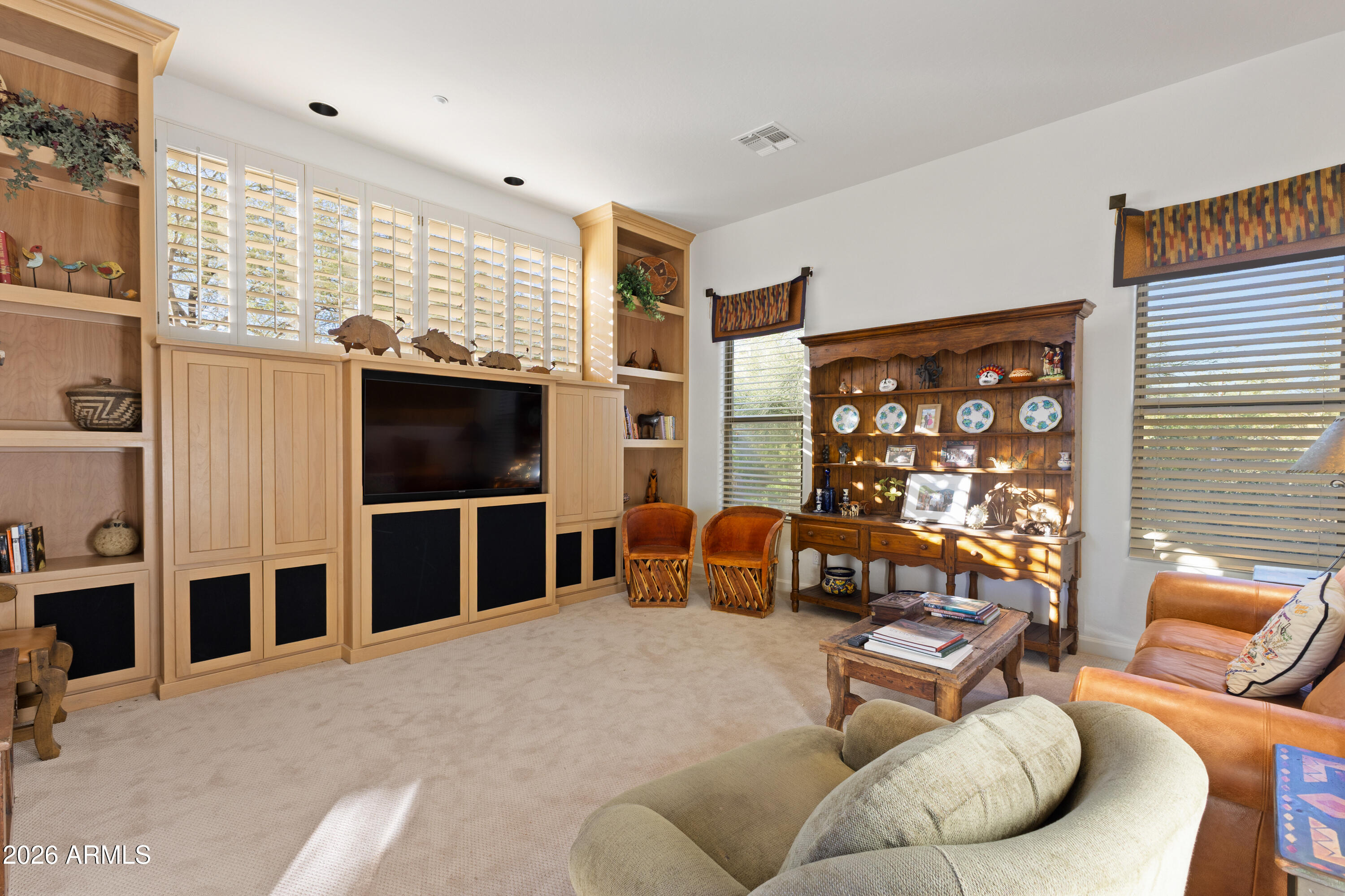 9290 E THOMPSON PEAK Parkway 255