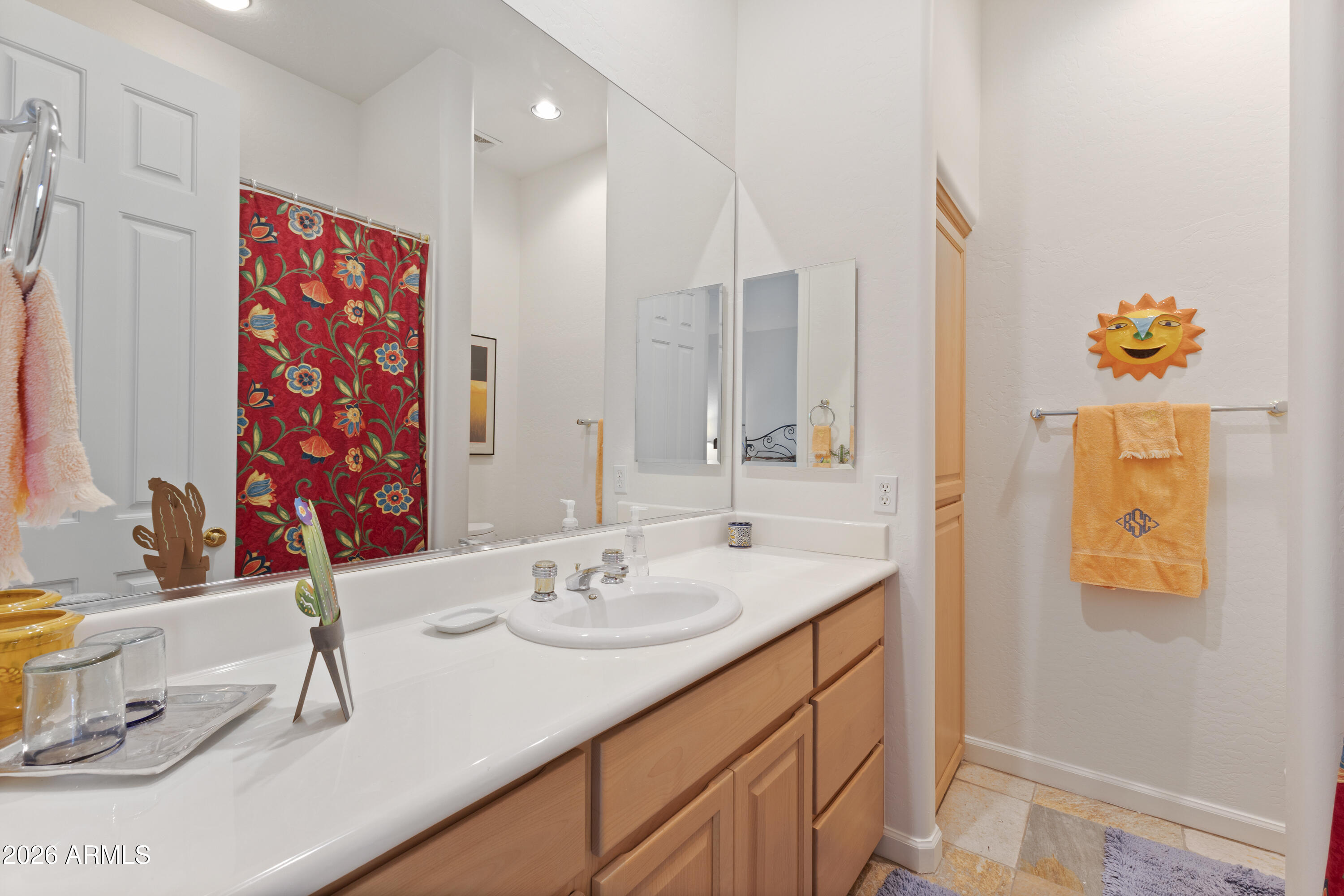 9290 E THOMPSON PEAK Parkway 255