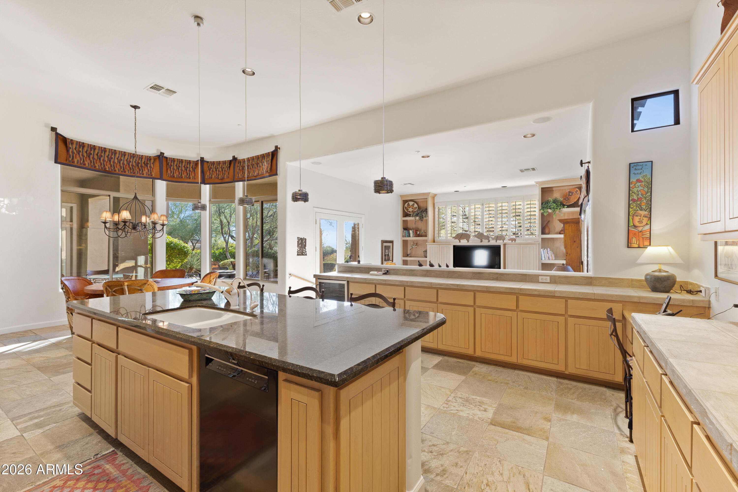 9290 E THOMPSON PEAK Parkway 255