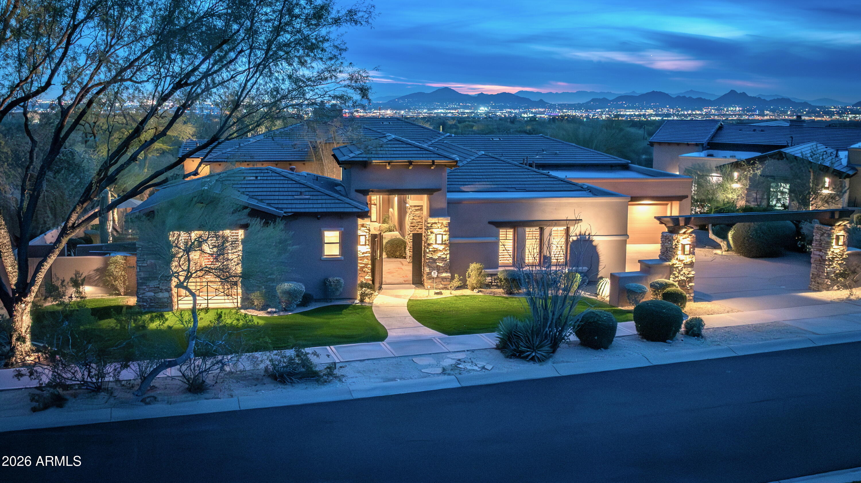 9290 E THOMPSON PEAK Parkway 108