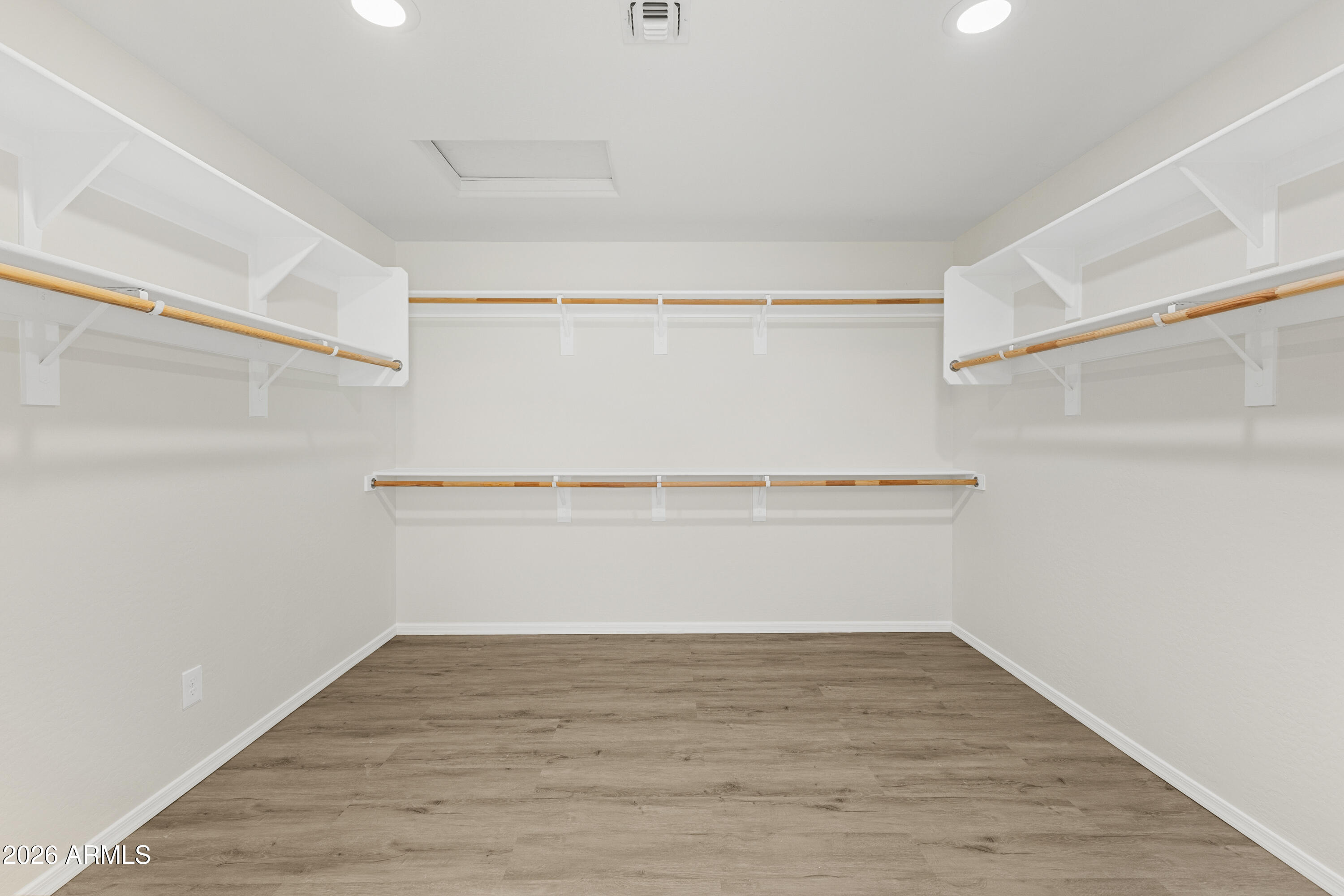 1819 W BONANZA Drive