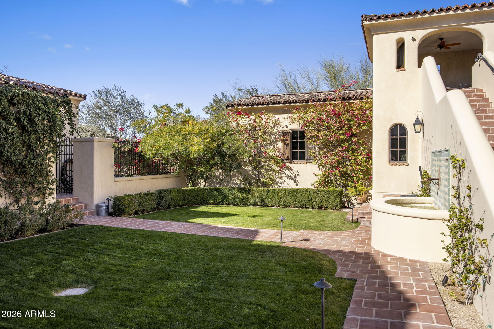 9290 E THOMPSON PEAK Parkway 455