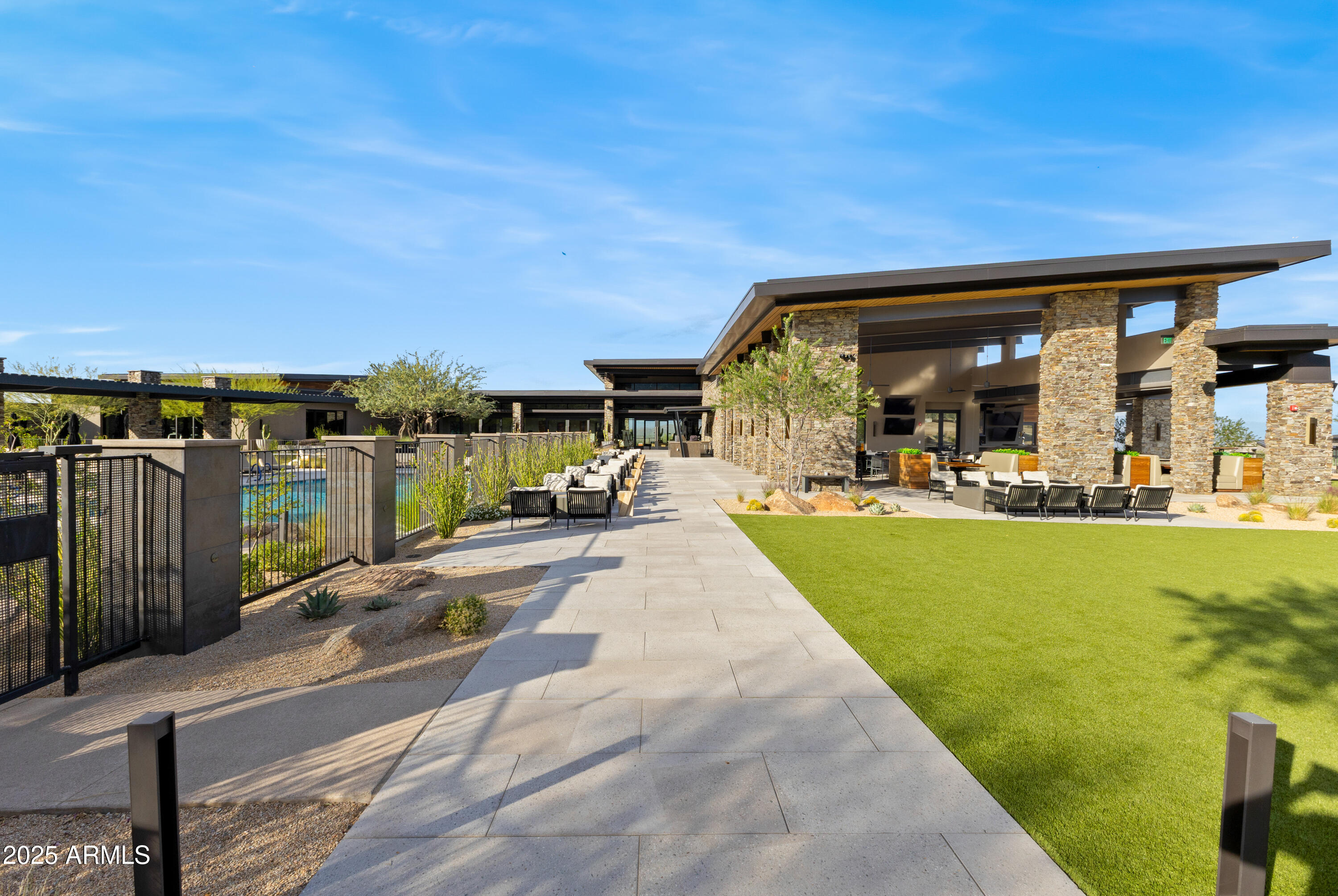 12311 E BLACK ROCK Road