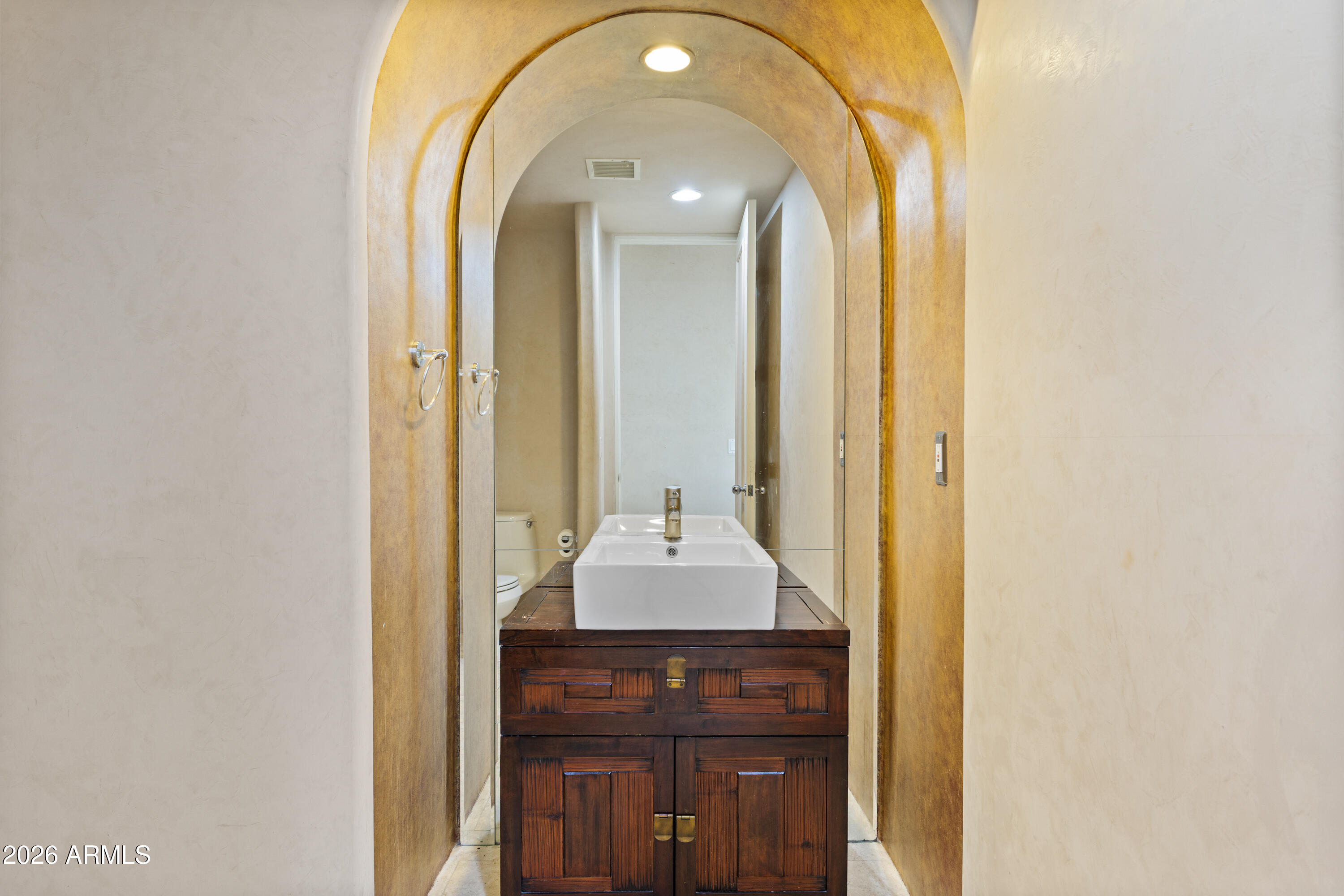 13448 E Bloomfield Drive