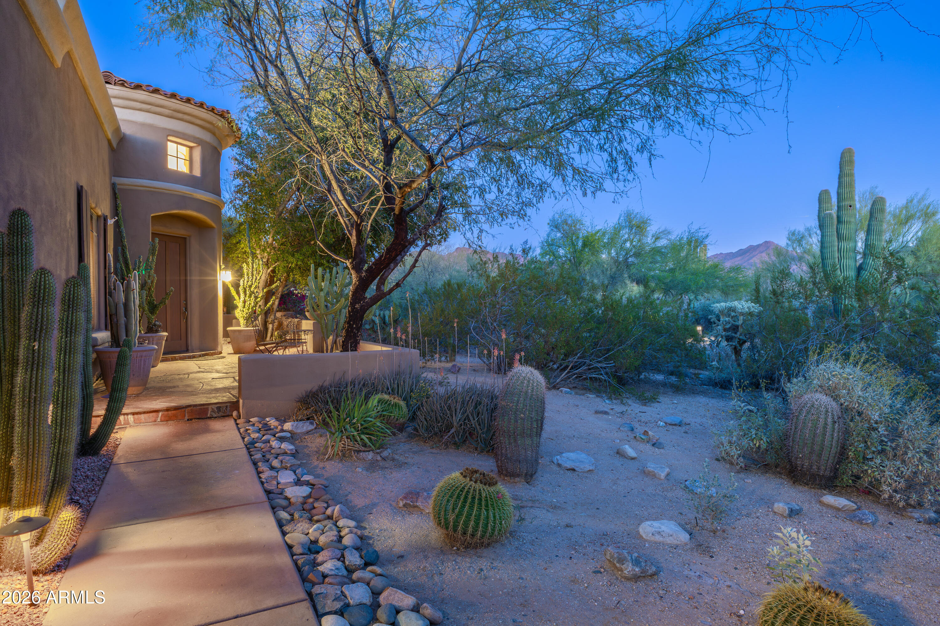 9270 E THOMPSON PEAK Parkway 348