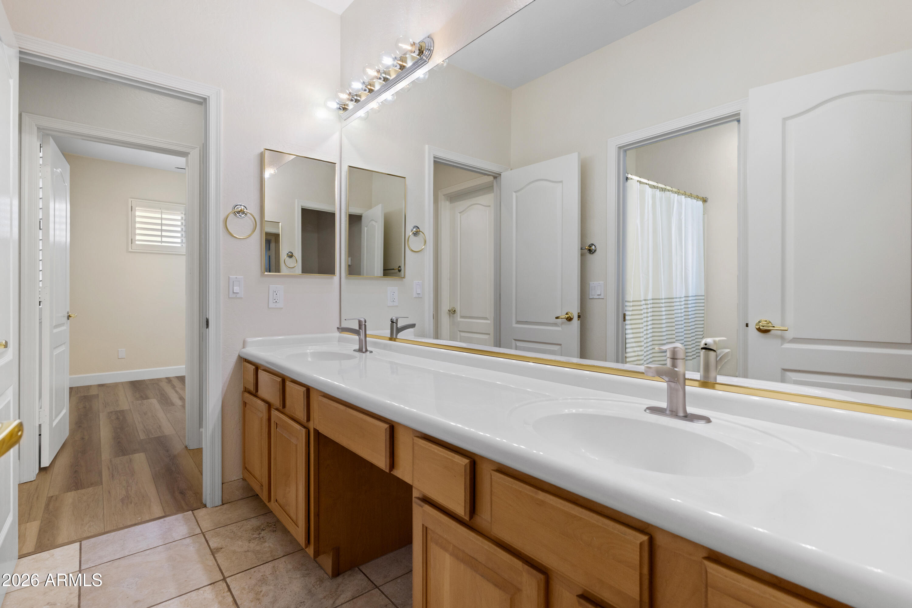 7446 E JOURNEY Lane