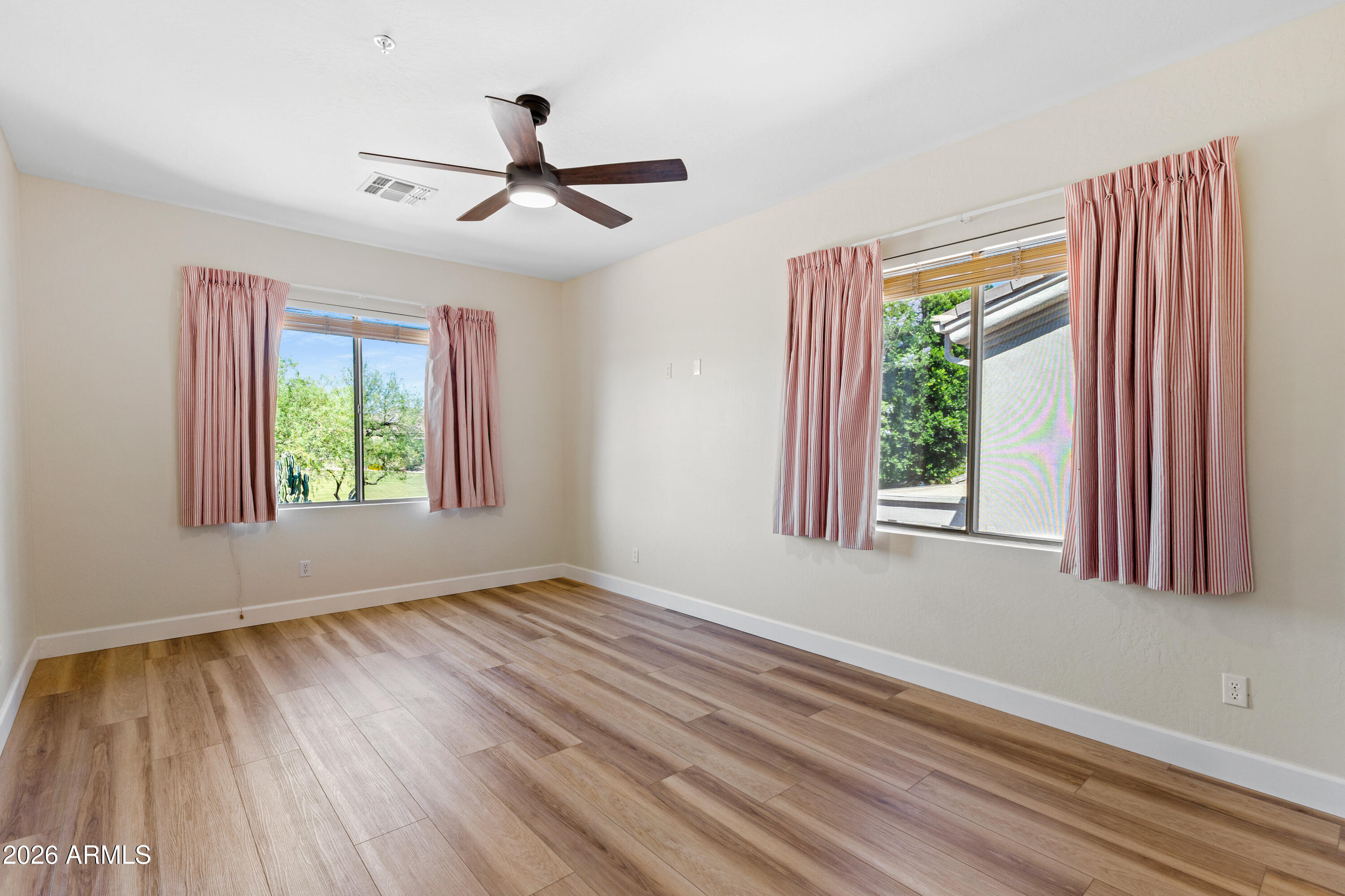 7446 E JOURNEY Lane