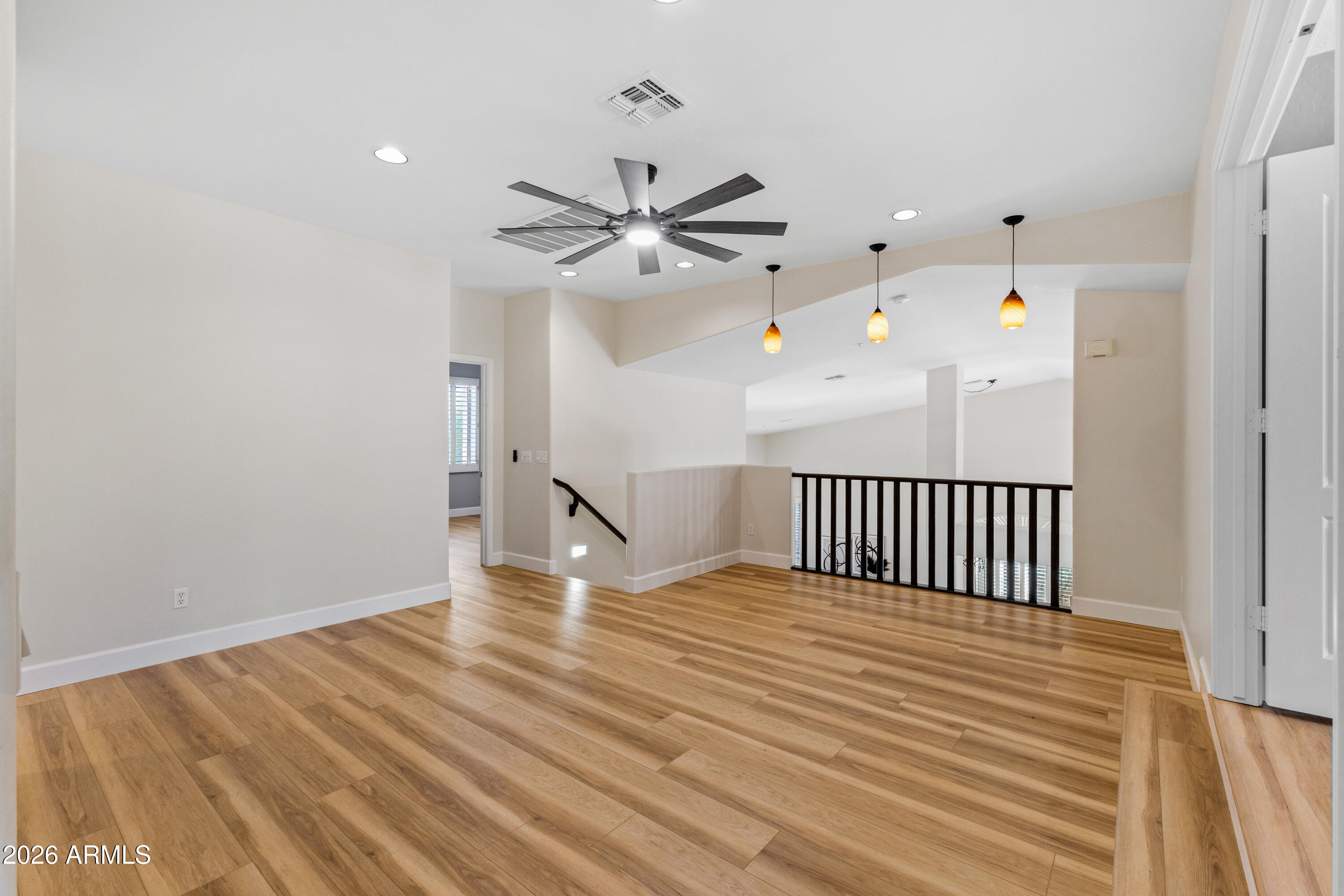 7446 E JOURNEY Lane