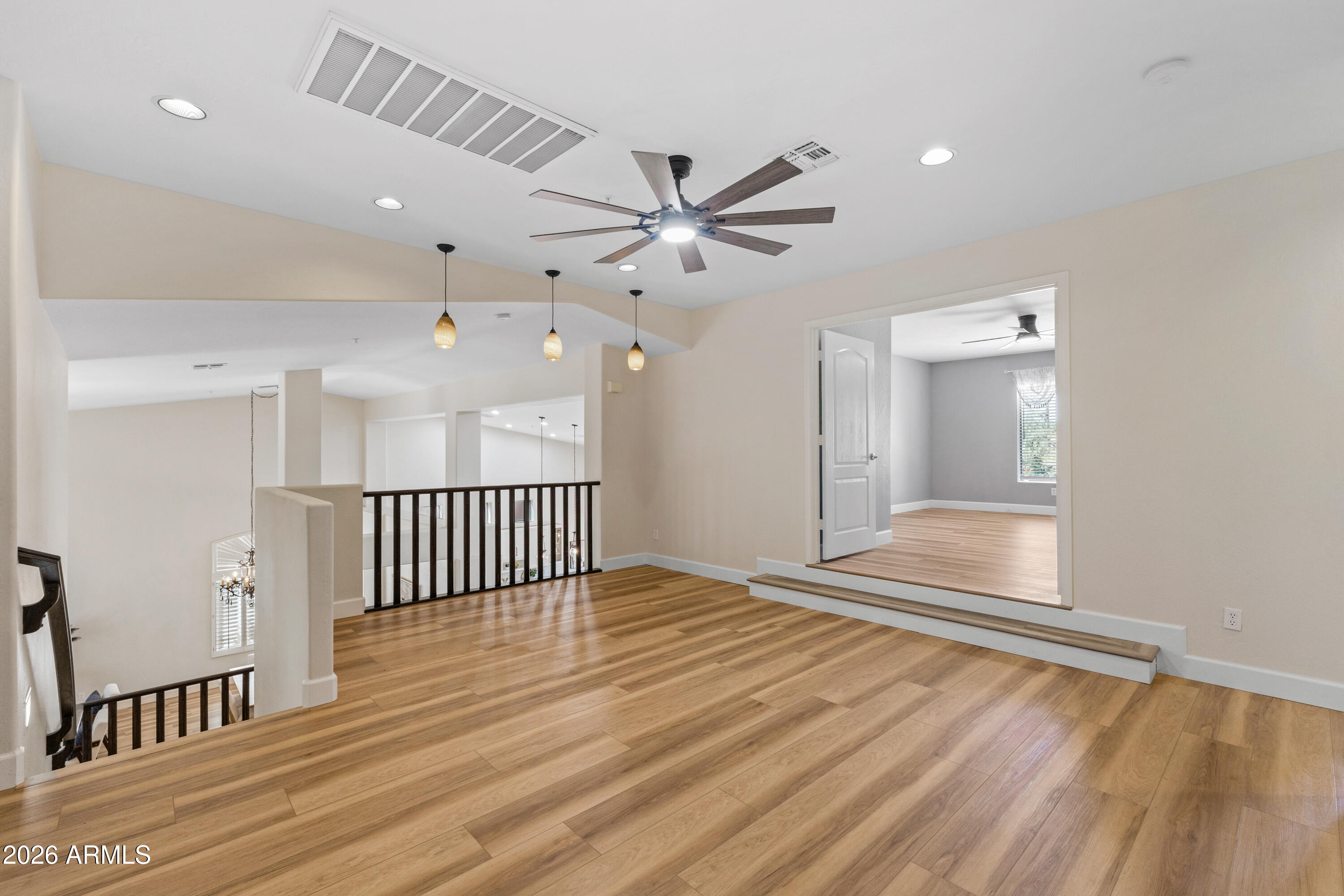 7446 E JOURNEY Lane