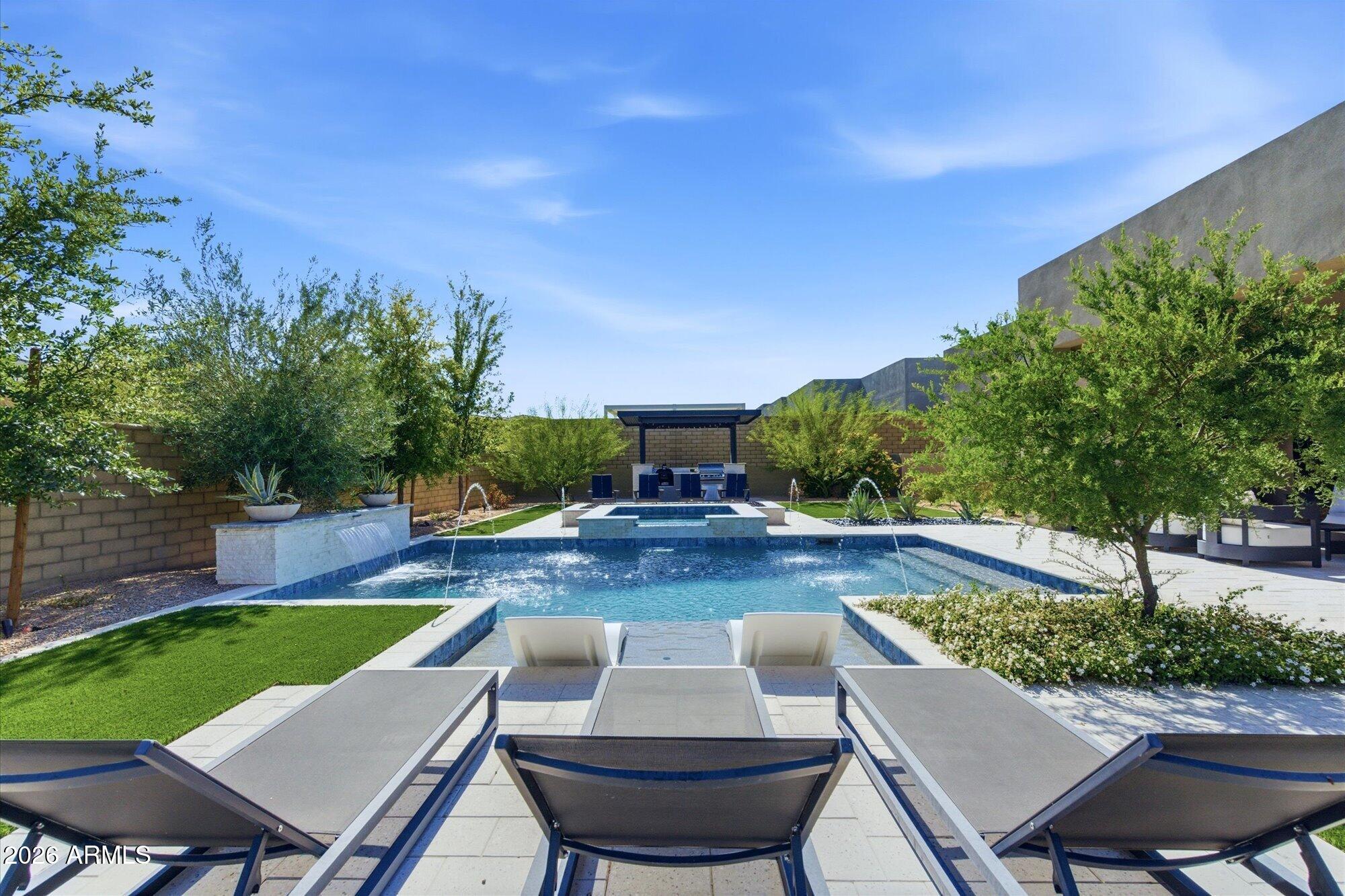 13081 E JUAN TABO Road