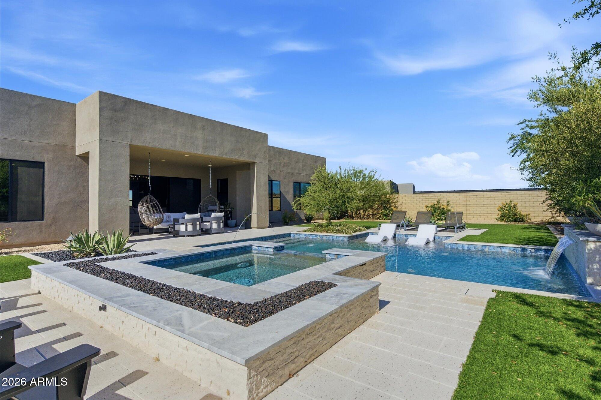 13081 E JUAN TABO Road