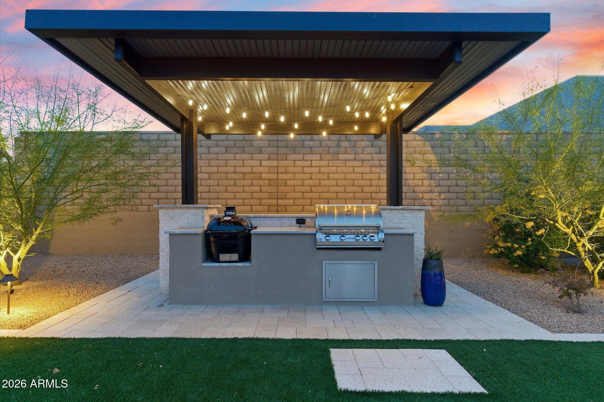 13081 E JUAN TABO Road